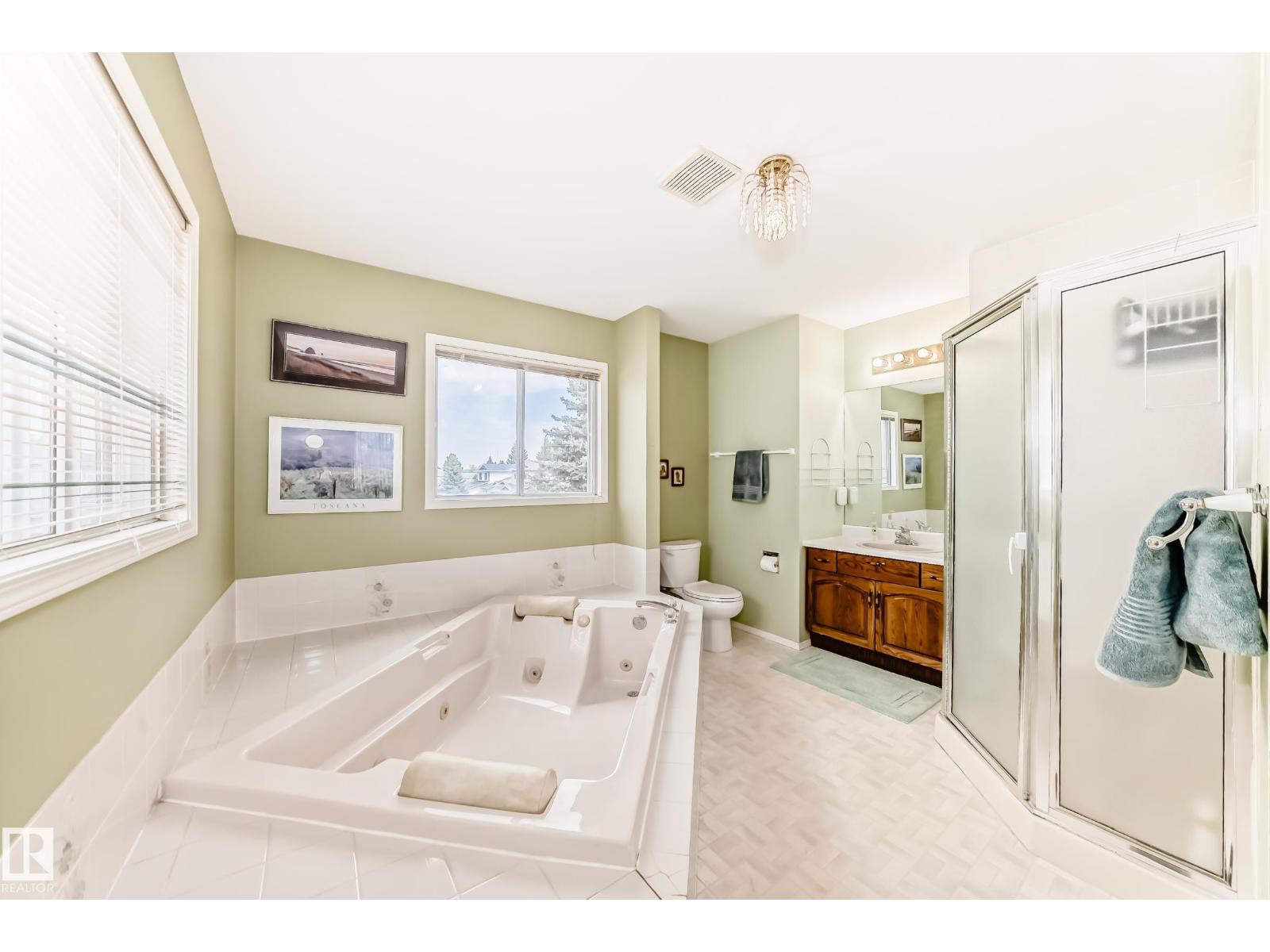 18931 92 AV NW - 14