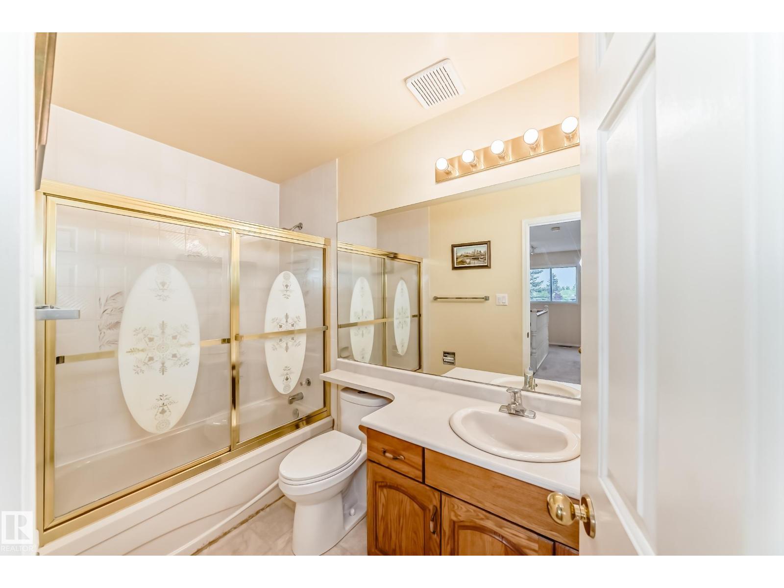 18931 92 AV NW - 18