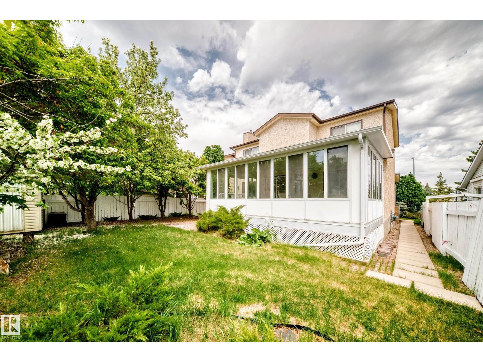 18931 92 AV NW - 23