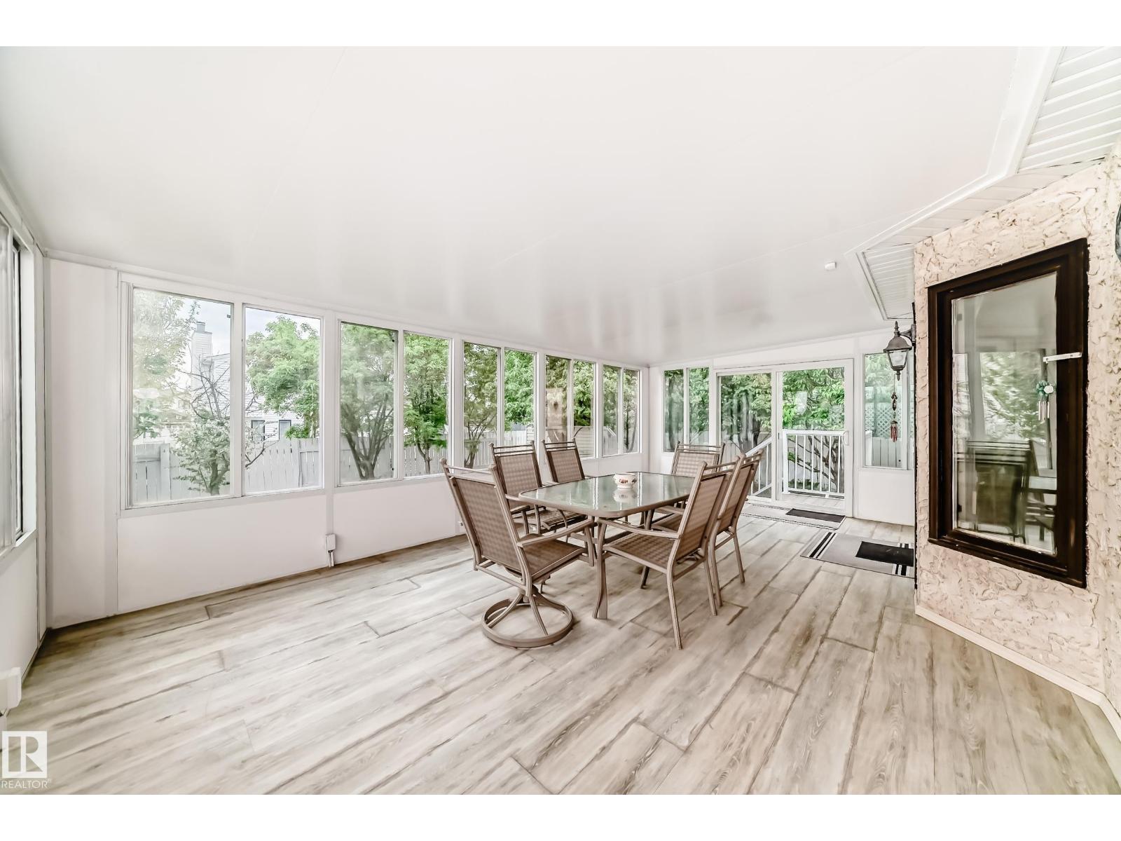18931 92 AV NW - 25