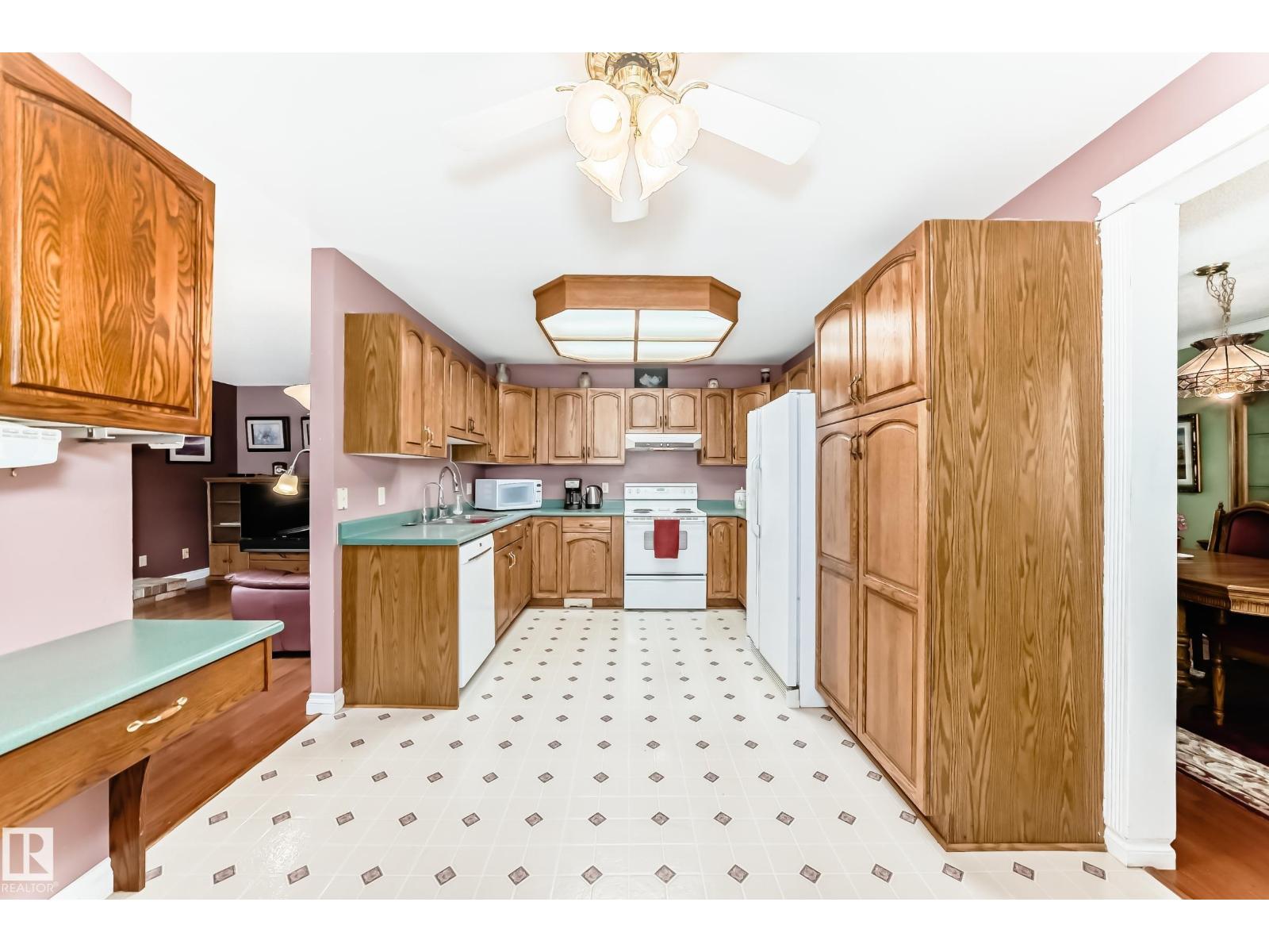 18931 92 AV NW - Image 3
