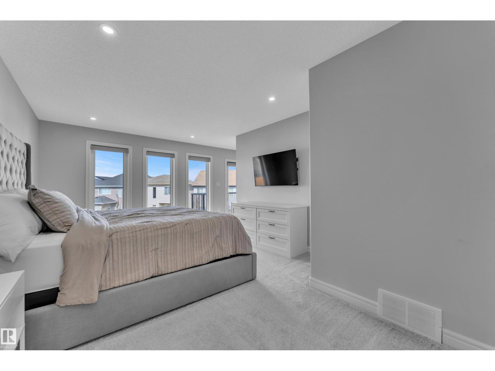 17551 64 ST NW - 27