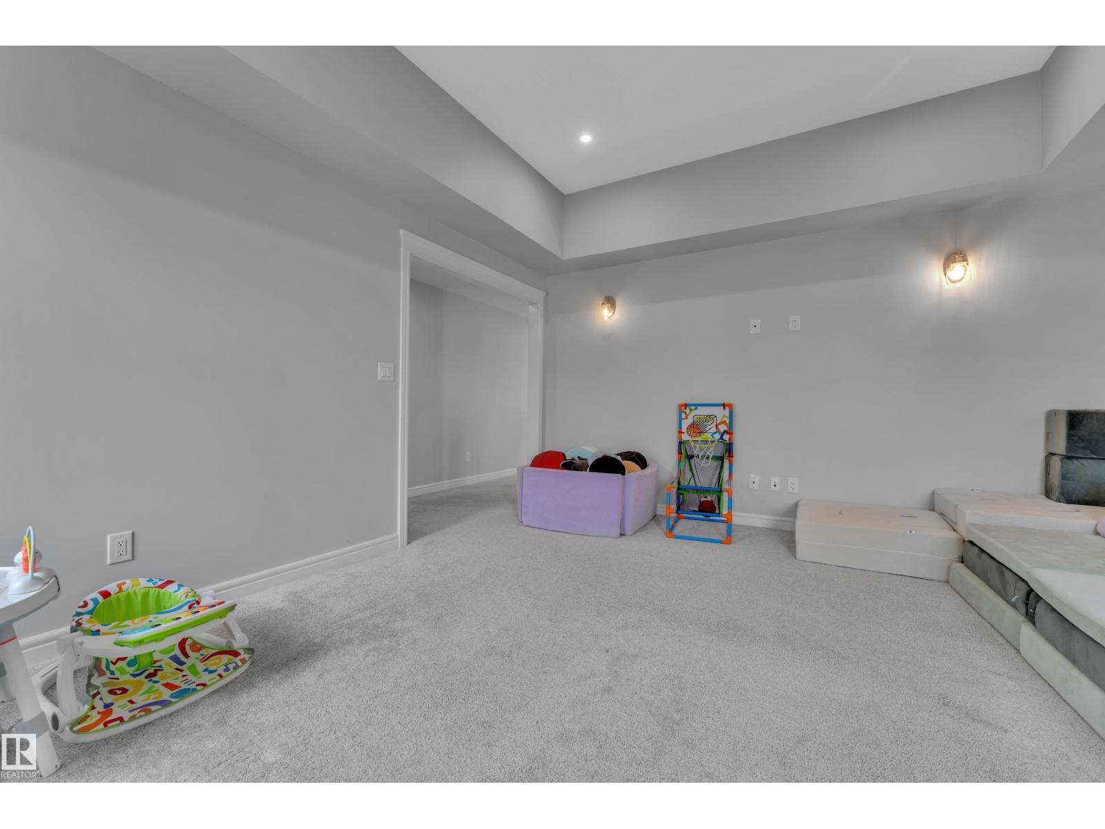 17551 64 ST NW - 37