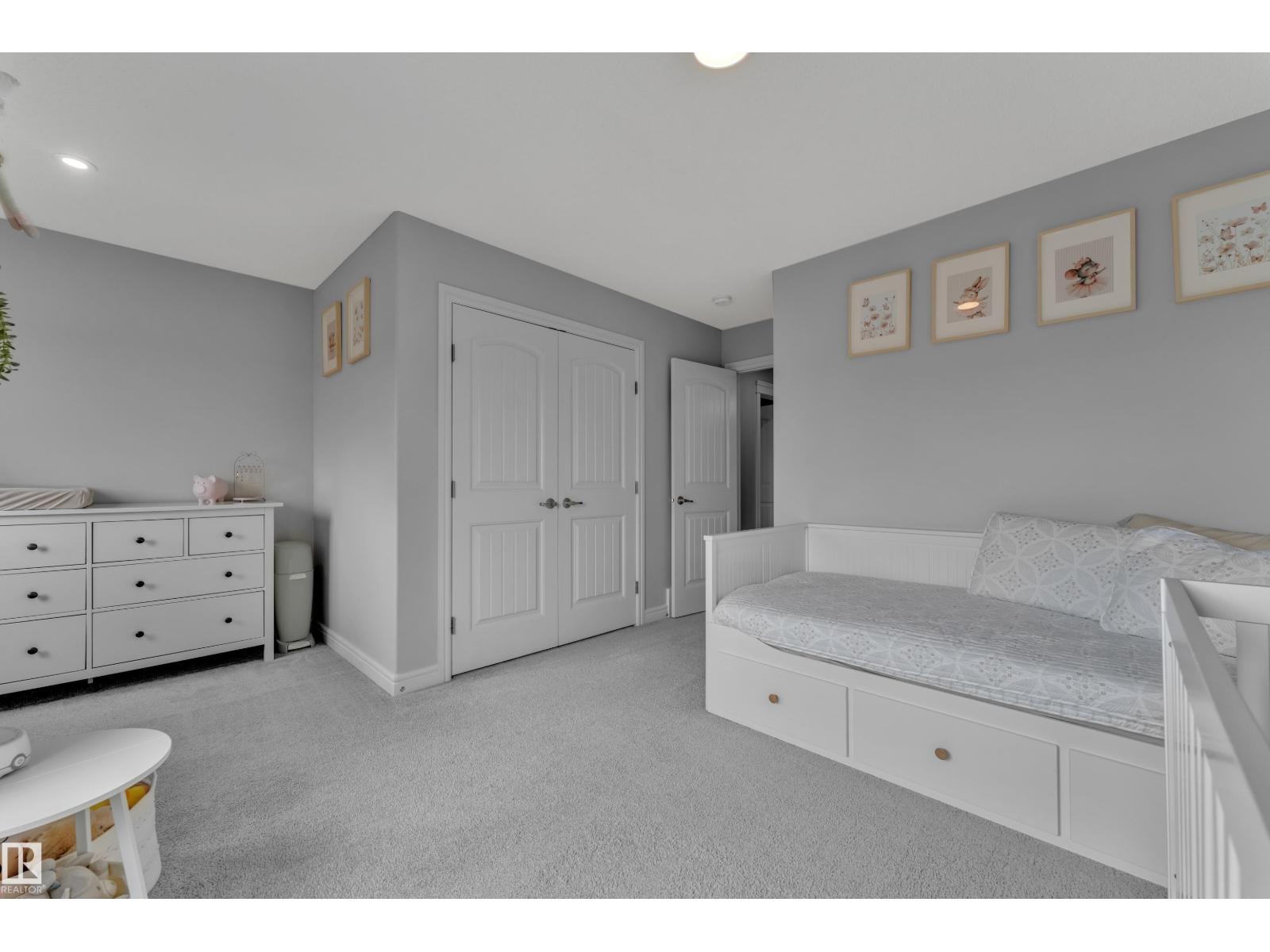17551 64 ST NW - 45
