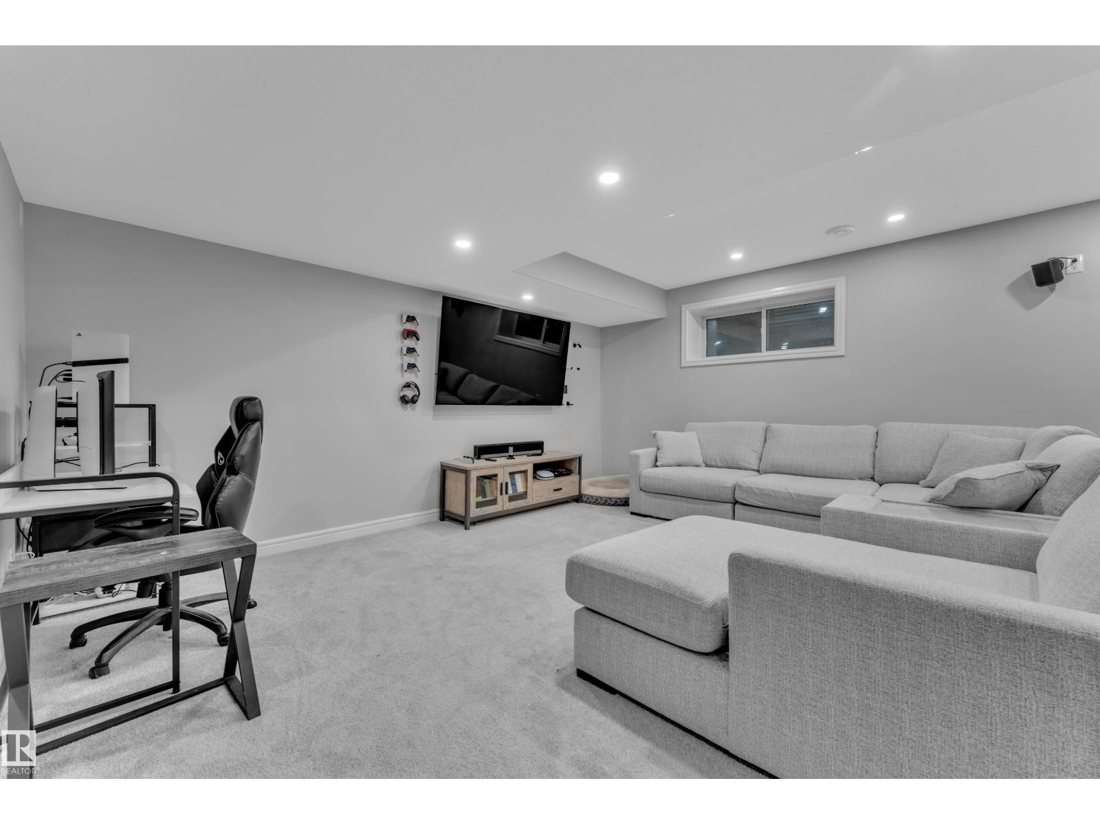 17551 64 ST NW - 46