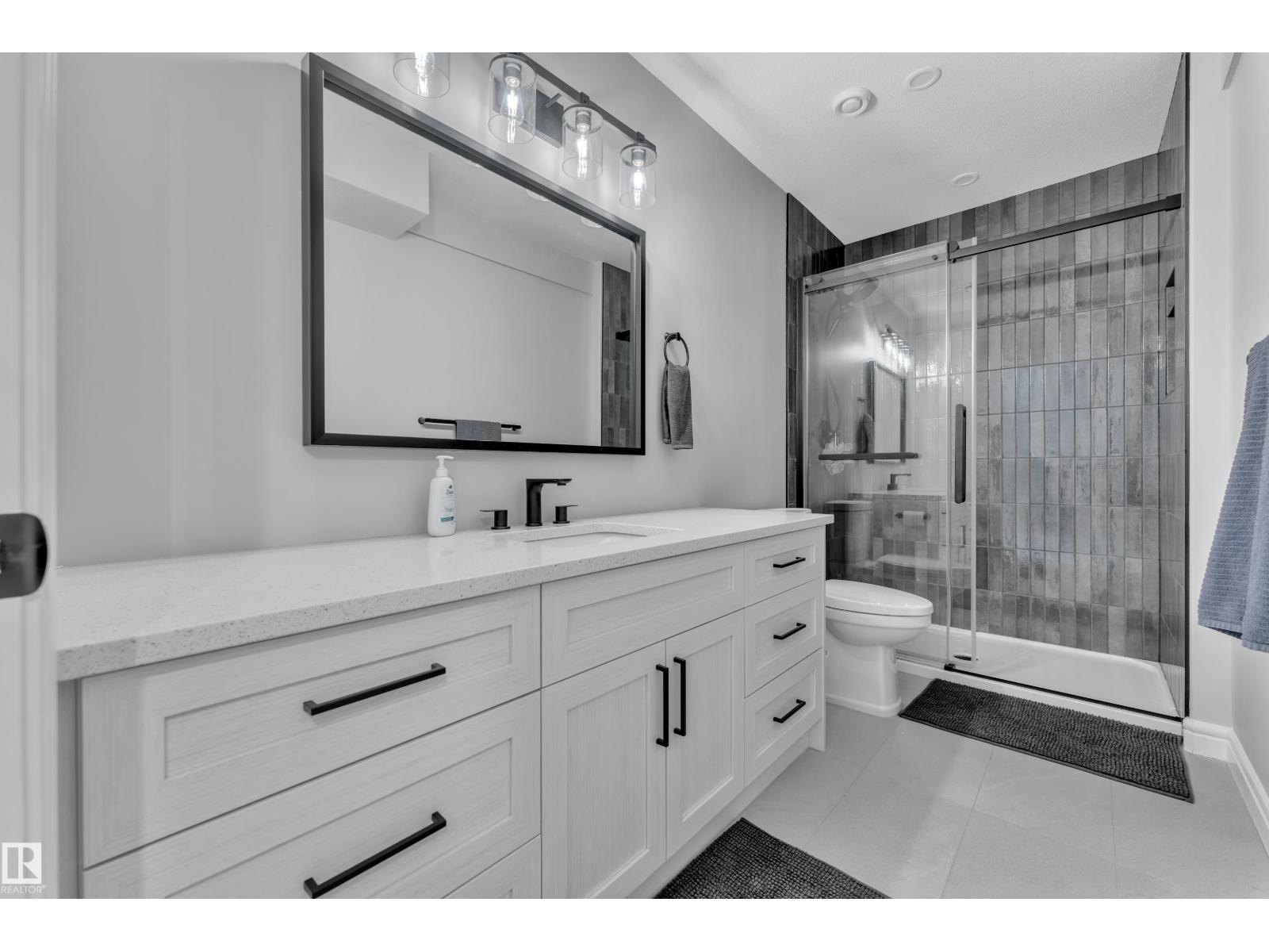 17551 64 ST NW - 51