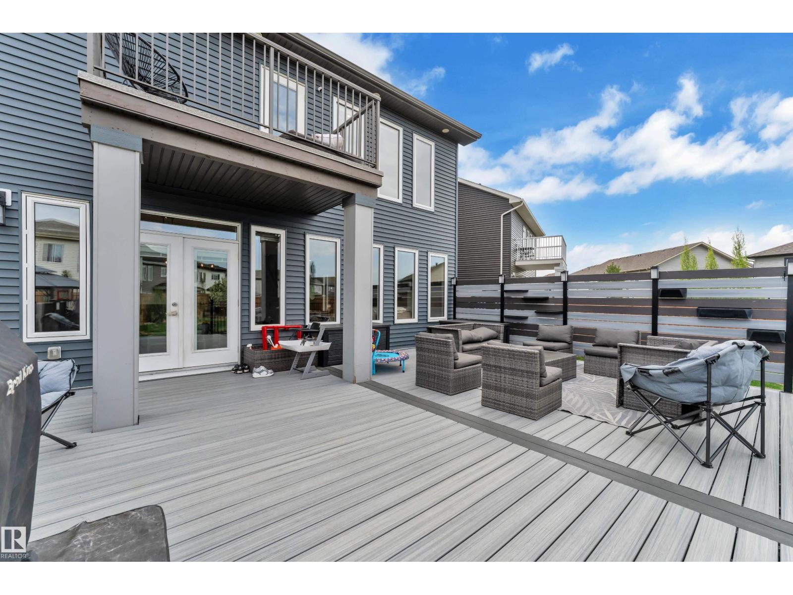 17551 64 ST NW - 55