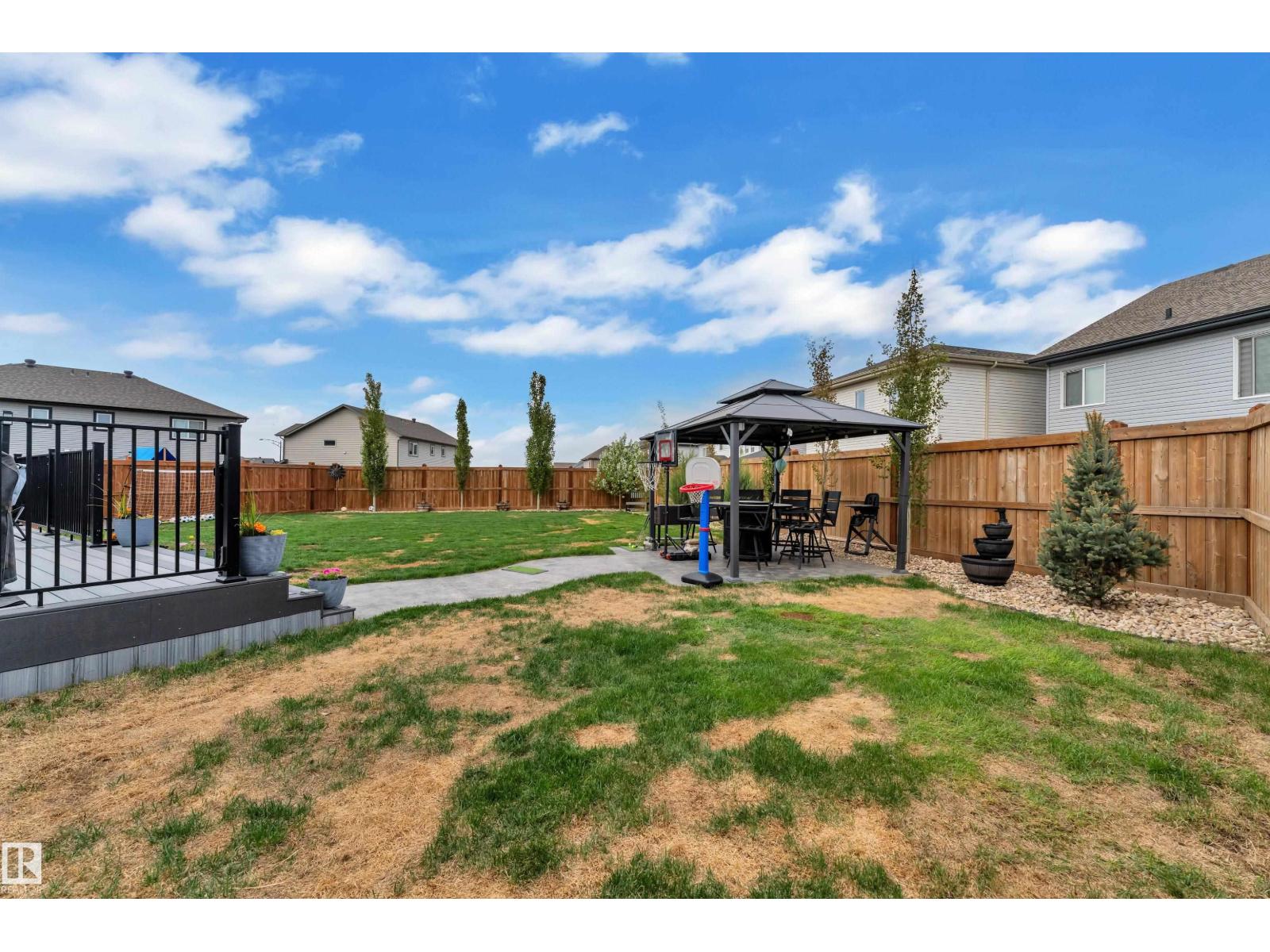 17551 64 ST NW - 56