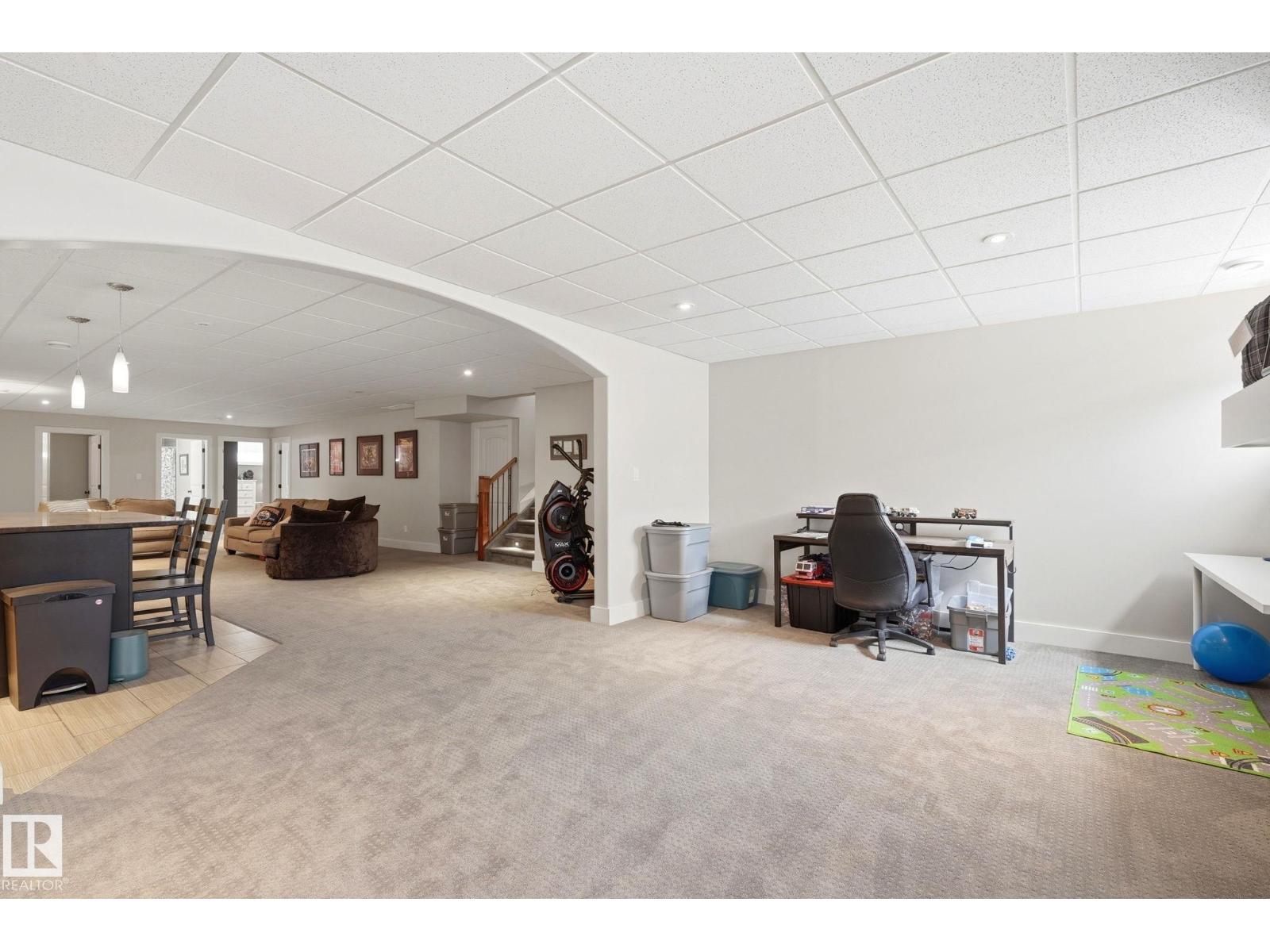54517 RGE ROAD 242 - 24