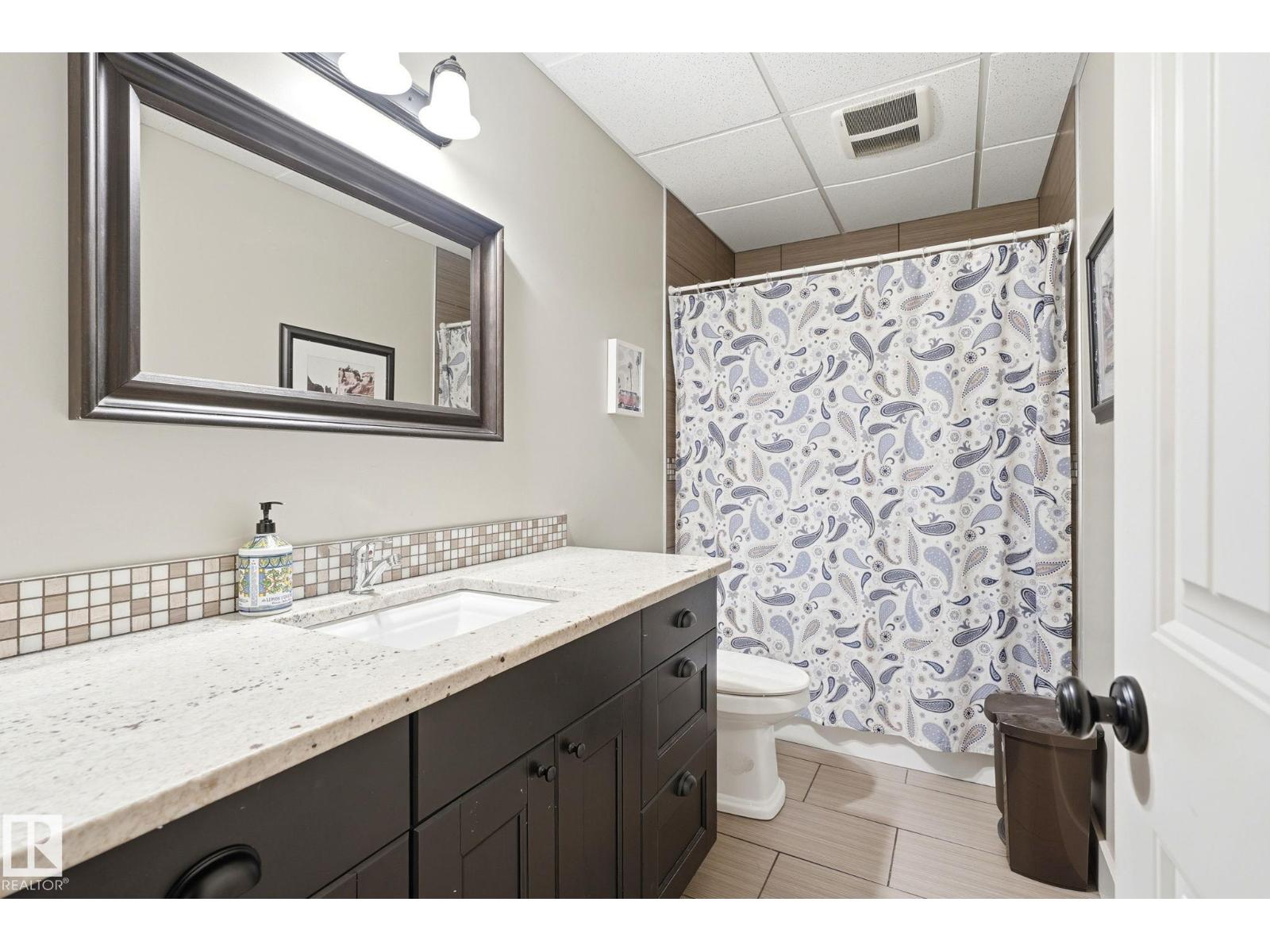 54517 RGE ROAD 242 - 32