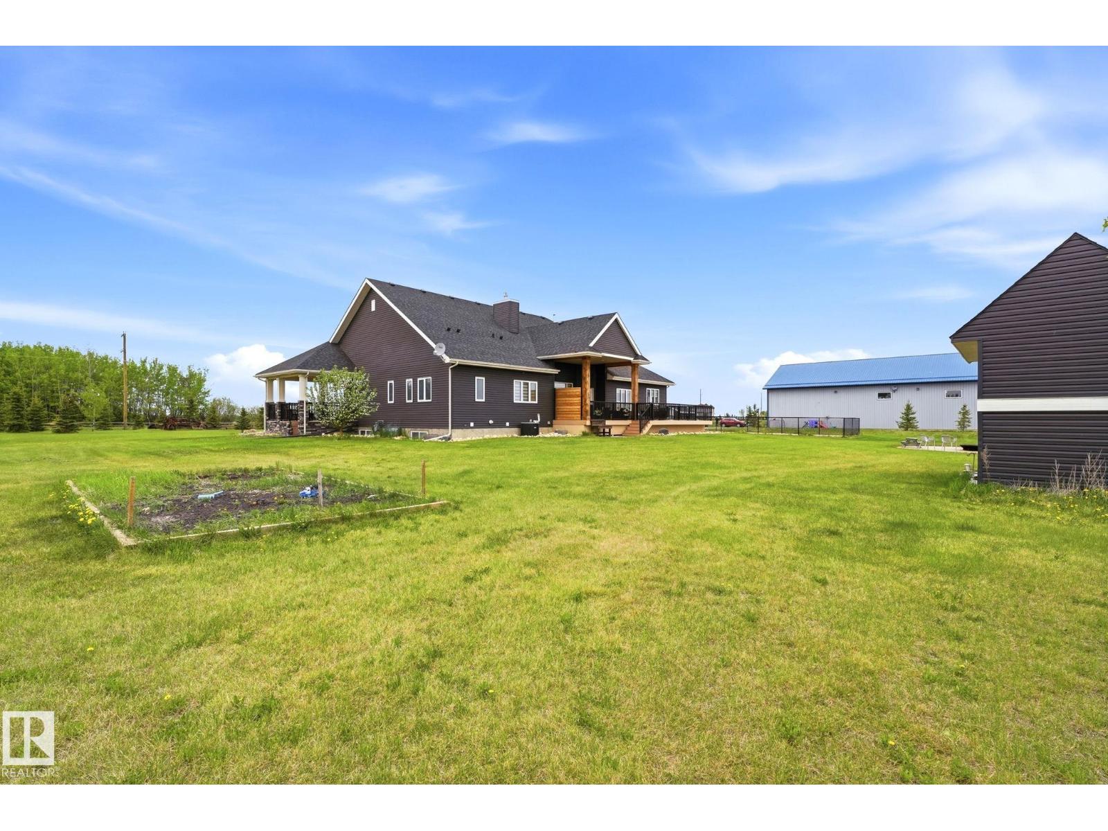 54517 RGE ROAD 242 - 41