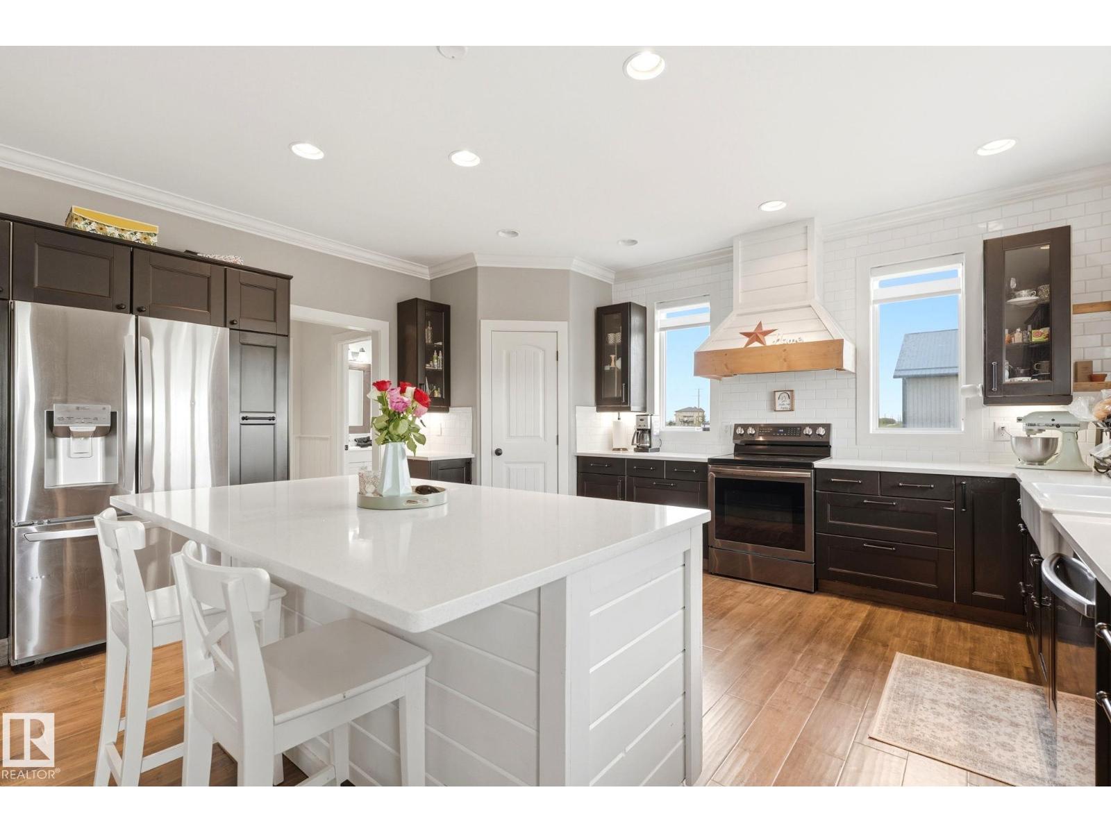 54517 RGE ROAD 242 - 9