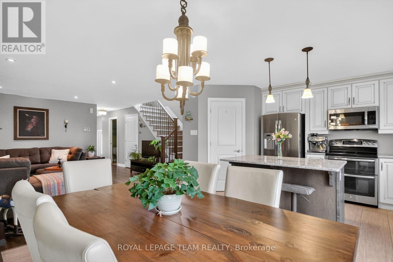 238 BELFORT STREET - 8