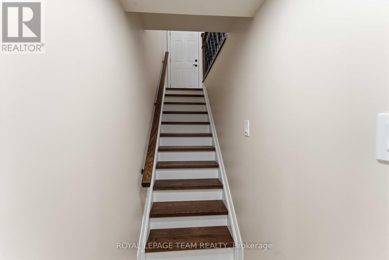 43 WEST RIDGE DRIVE - 27