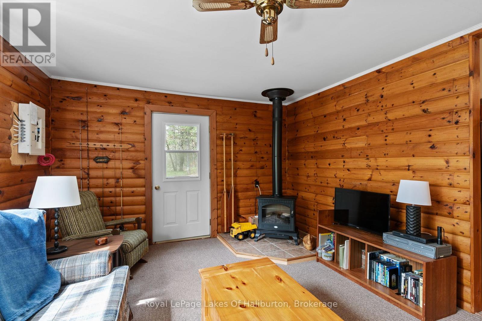 1099 YELLOW ROCK DRIVE - 17