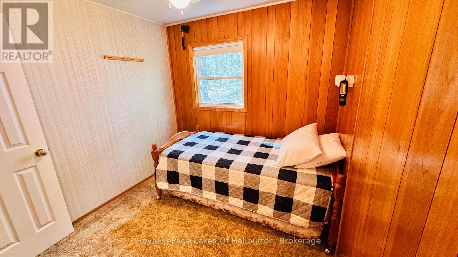 1099 YELLOW ROCK DRIVE - 23
