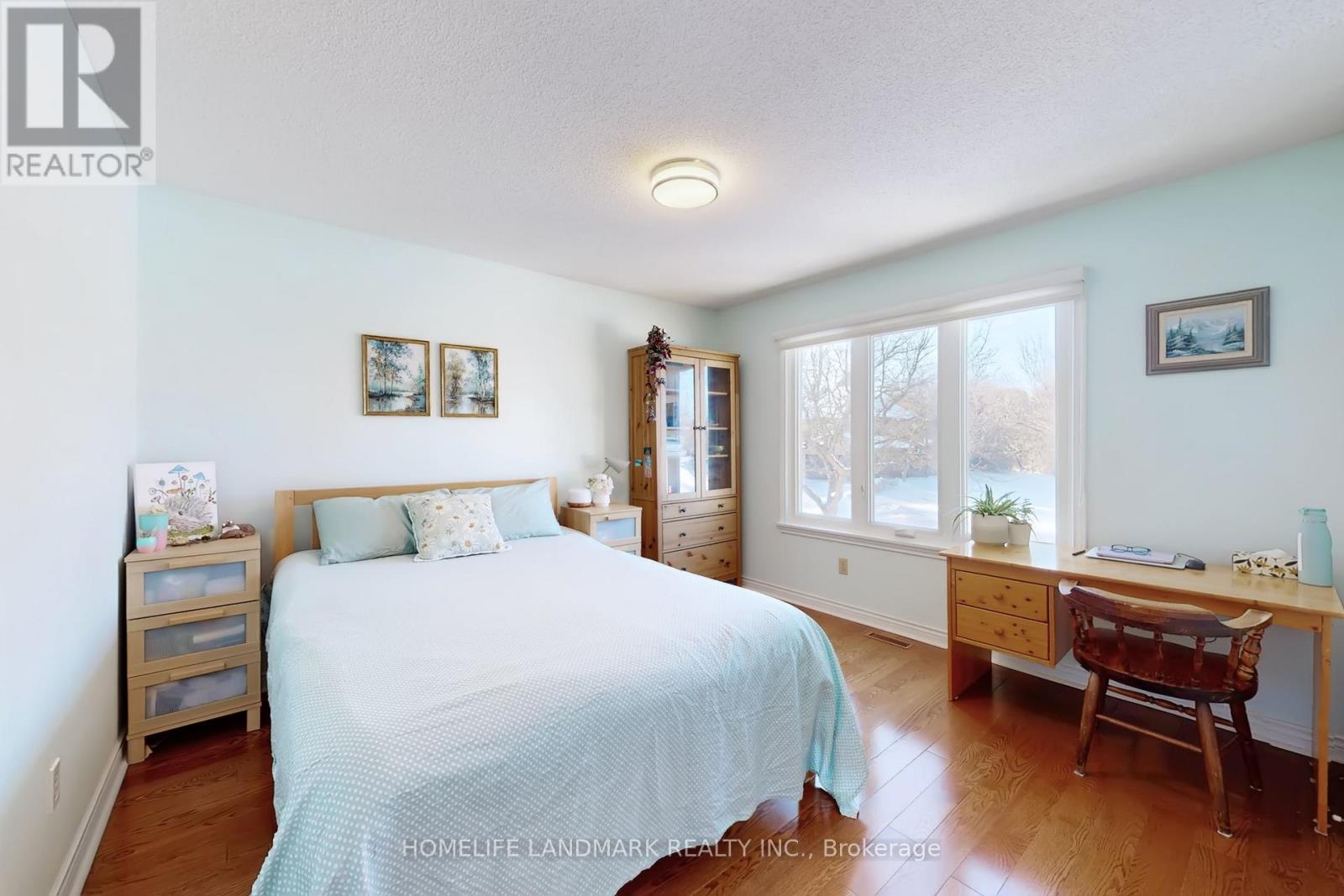16 WILLIS DRIVE - 24