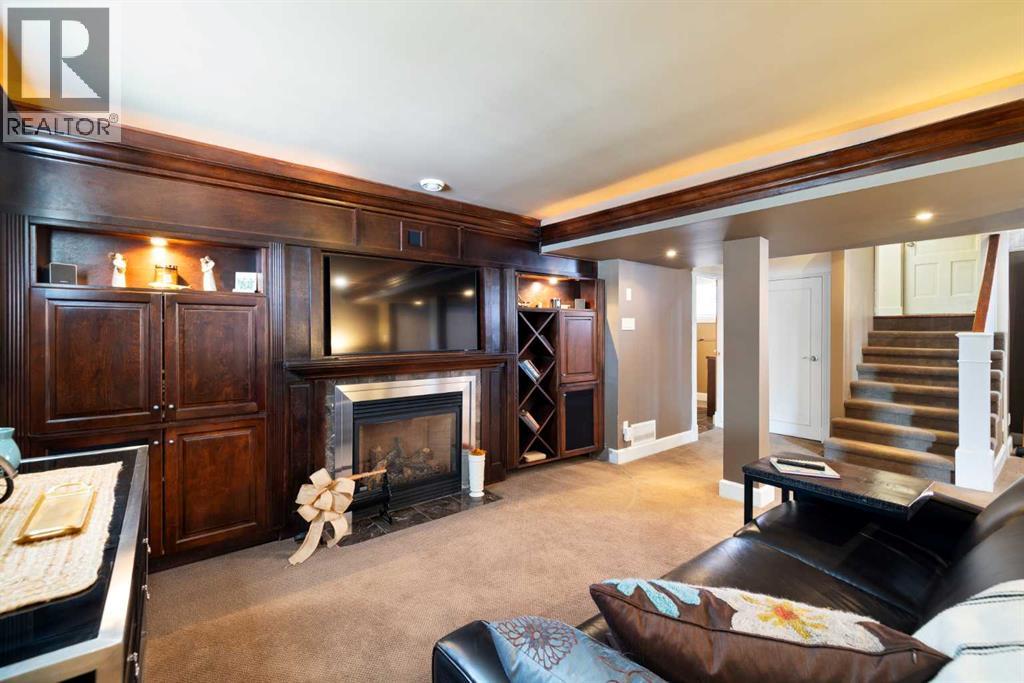 1727 24 Street SW - 42