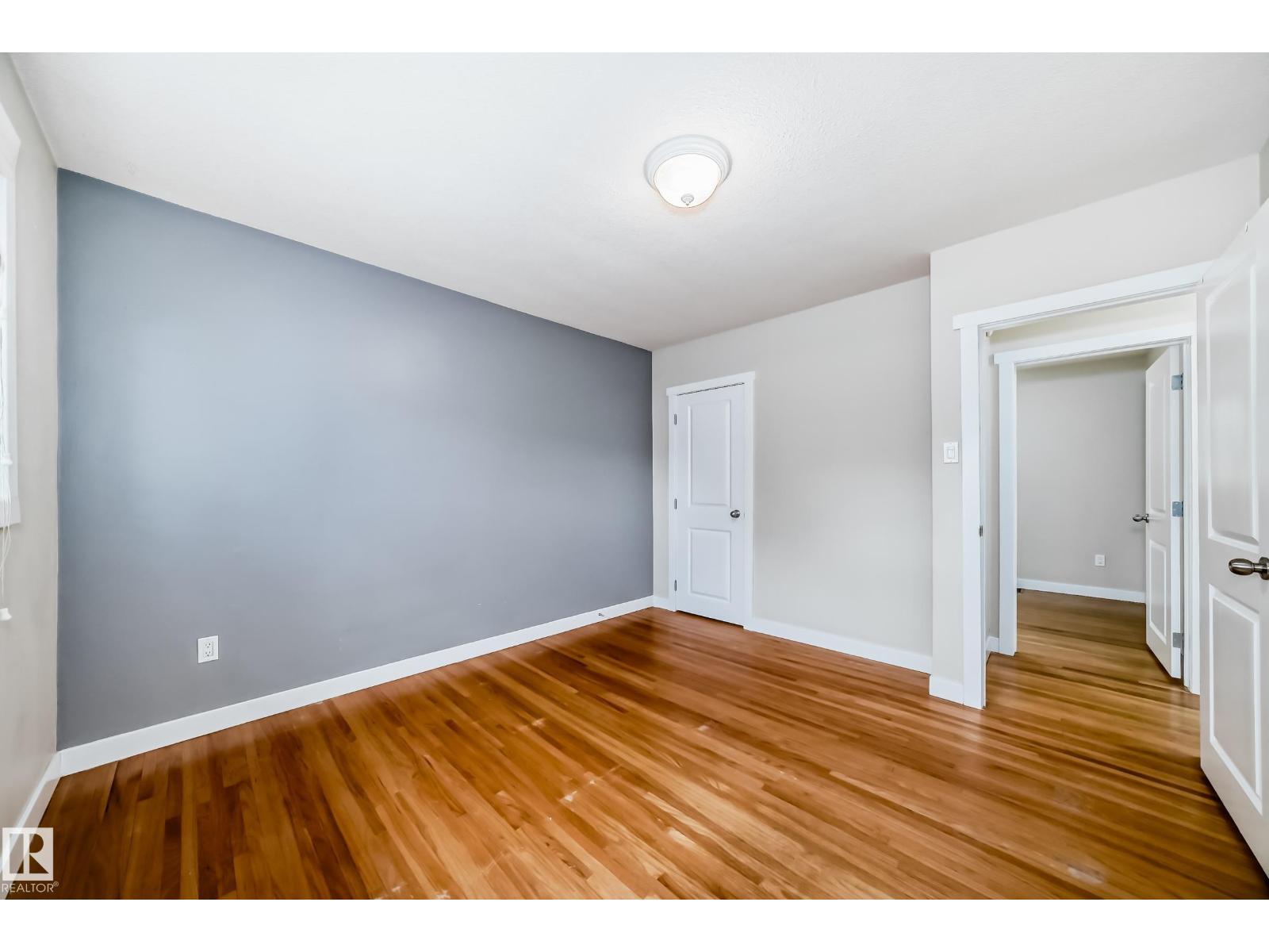 10714 135 ST NW - 20