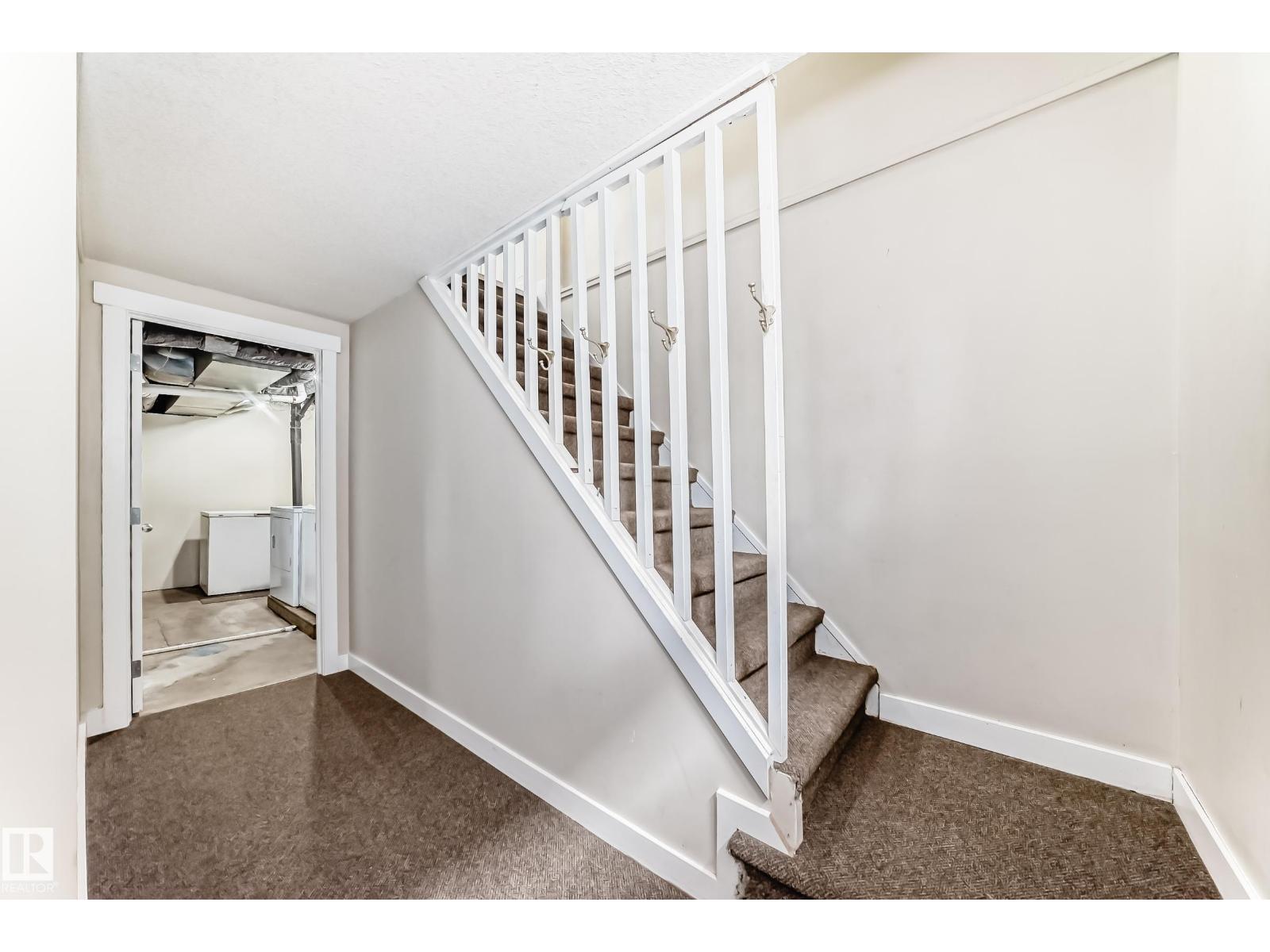 10714 135 ST NW - 27