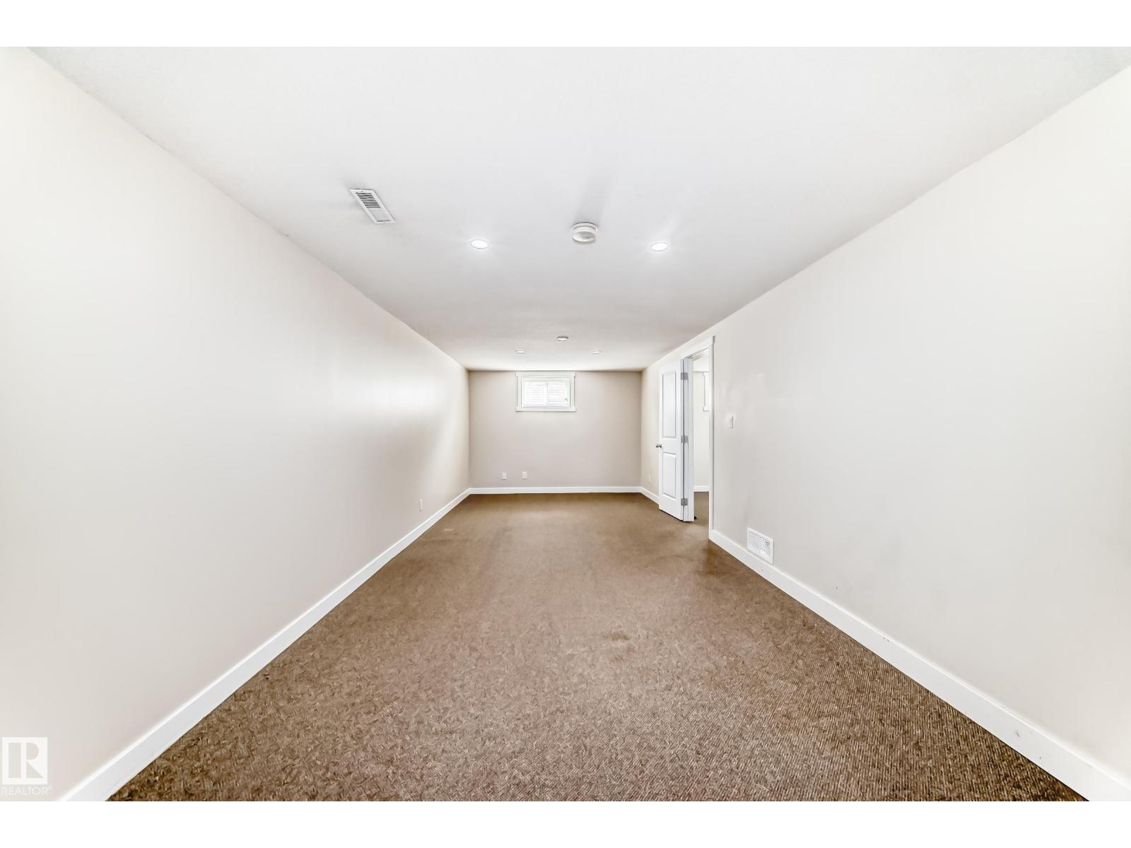 10714 135 ST NW - 28