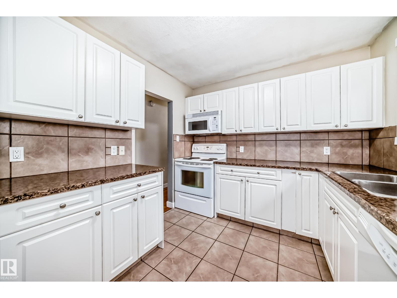 10714 135 ST NW - 9