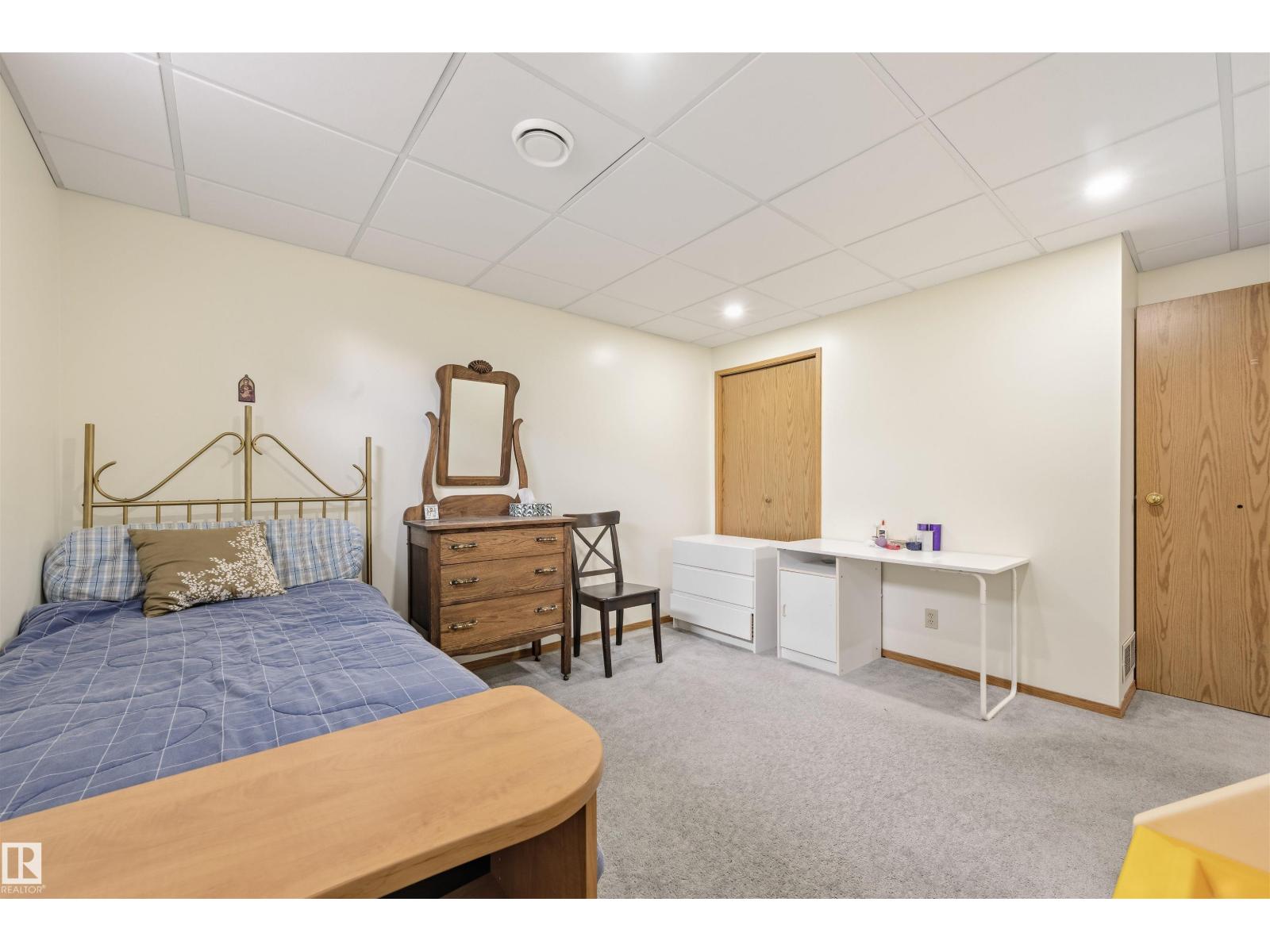 6317 187 ST NW - 29