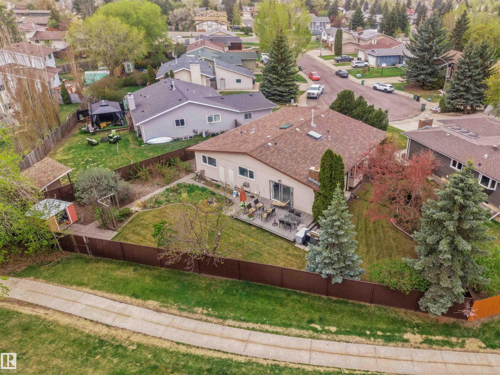 6317 187 ST NW - 39