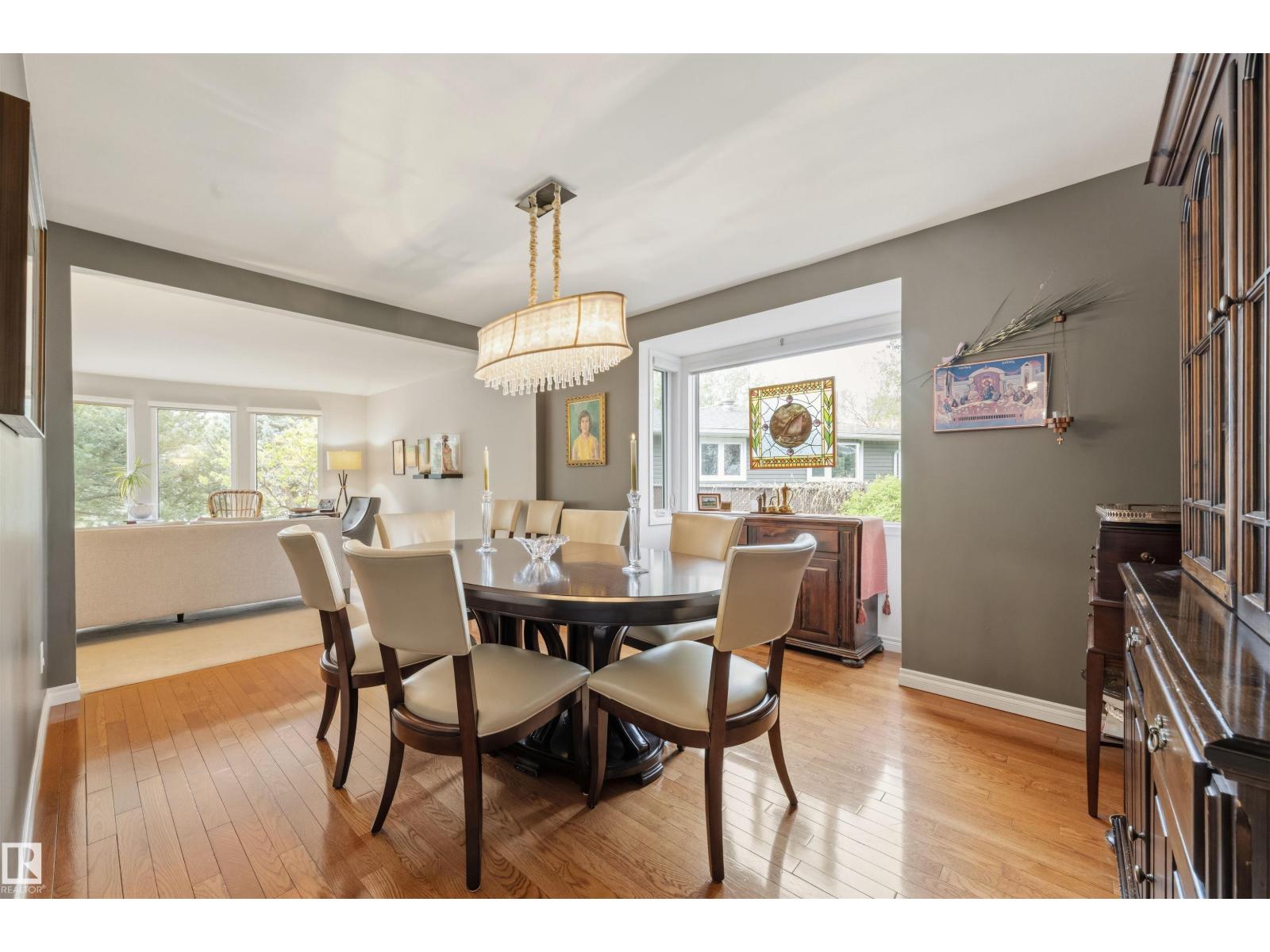 6317 187 ST NW - 7