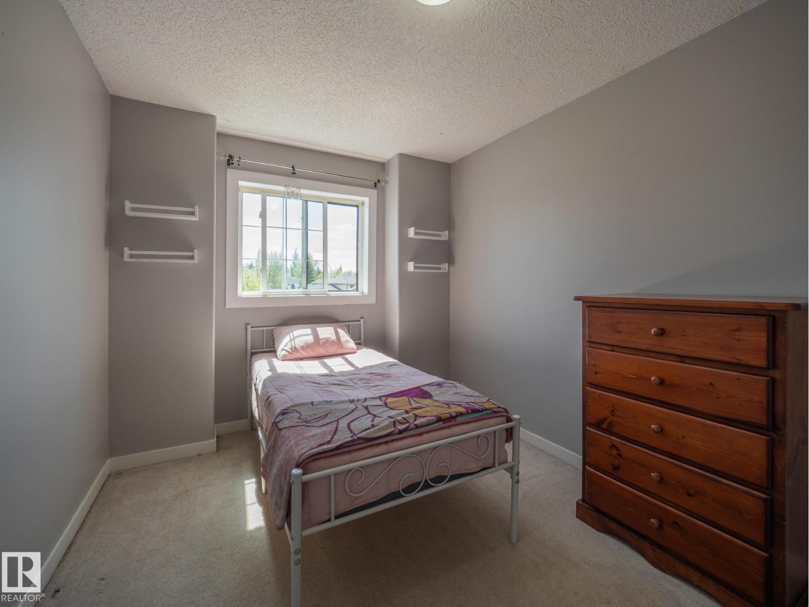 129 REGENCY DR - 20