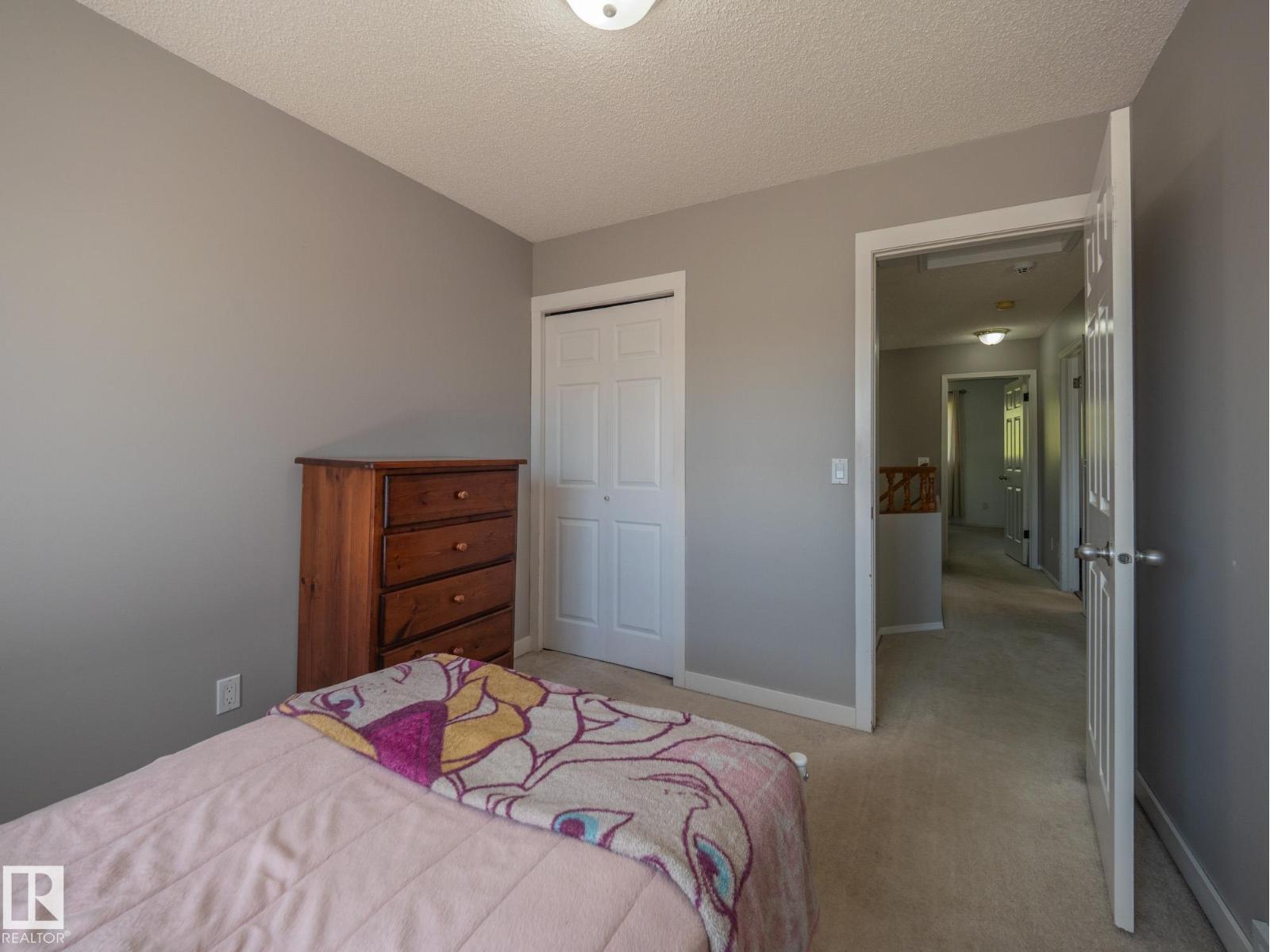129 REGENCY DR - 21