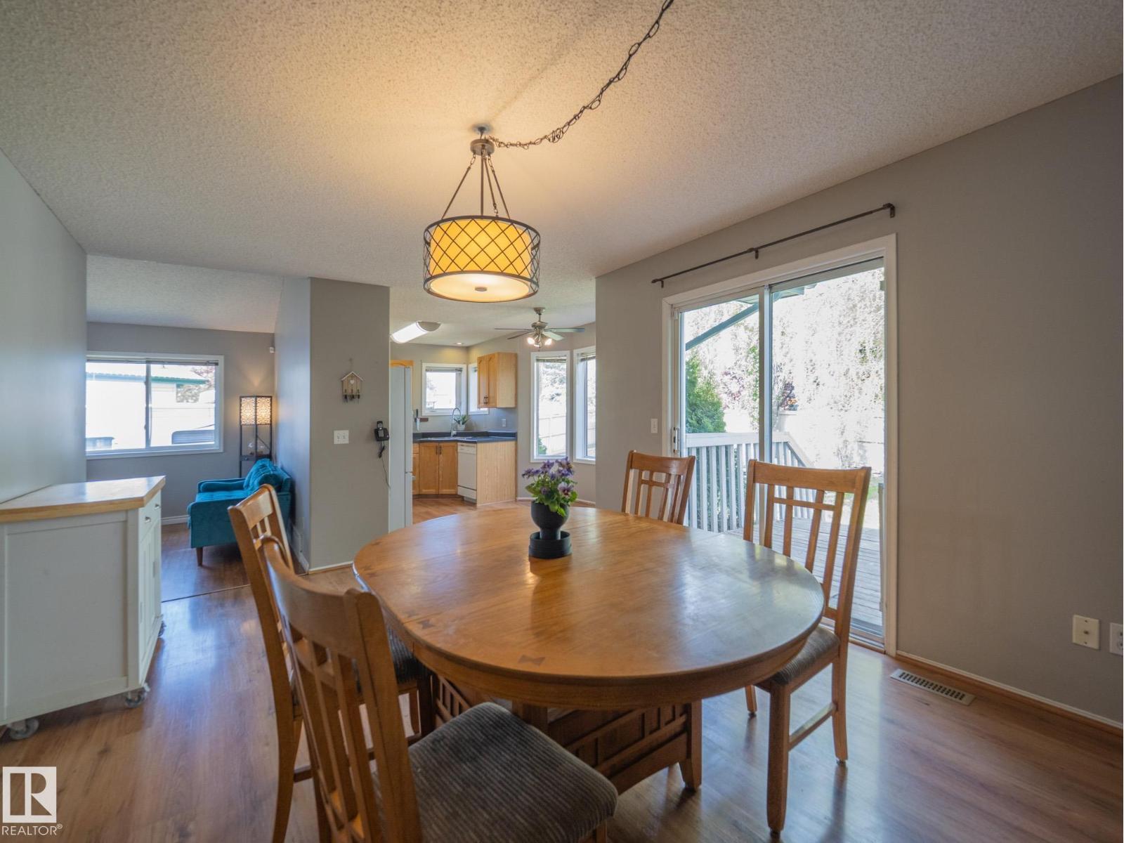 129 REGENCY DR - 9