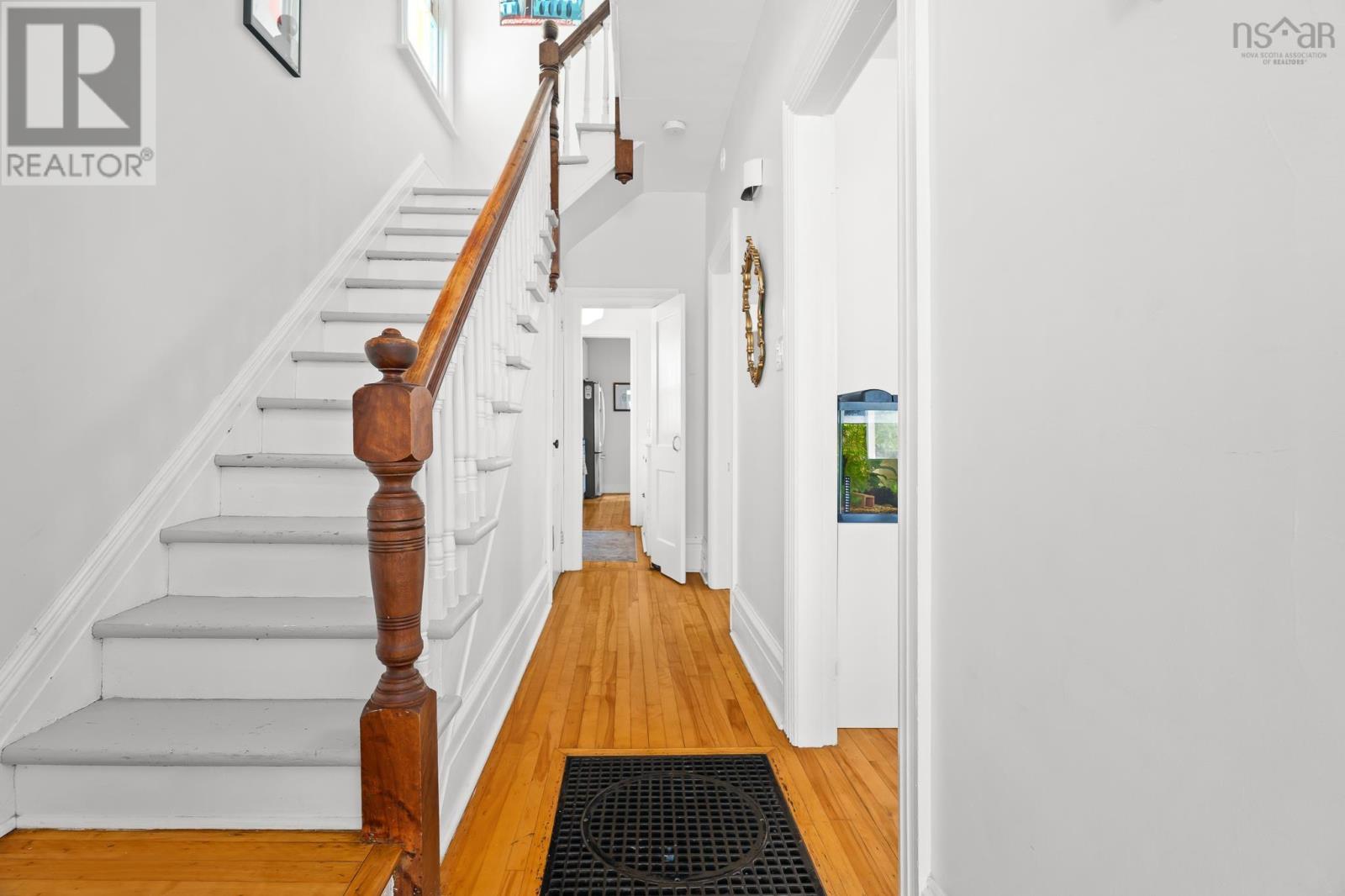 9 Hawthorne Street - 27