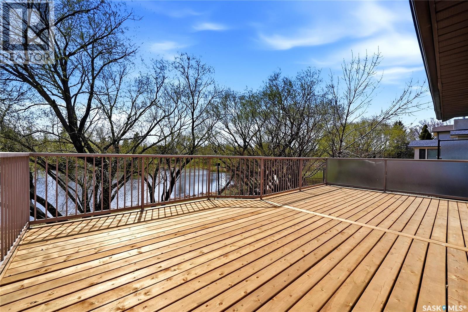 1535 Lee Grayson CRESCENT N - 45