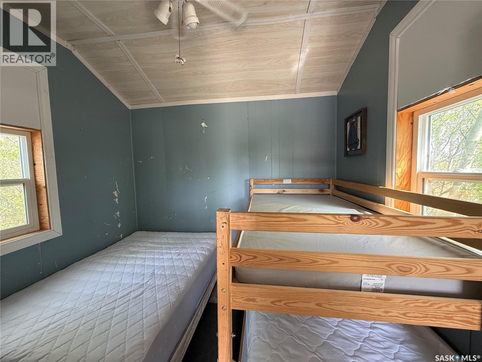119 Zimmer CRESCENT — photo 13