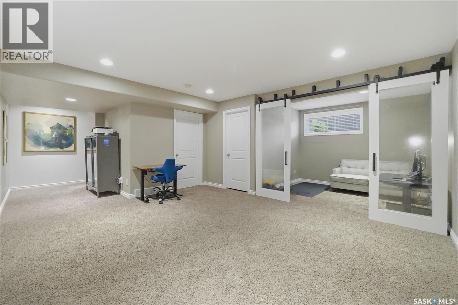106 Wilkins CRESCENT - 34