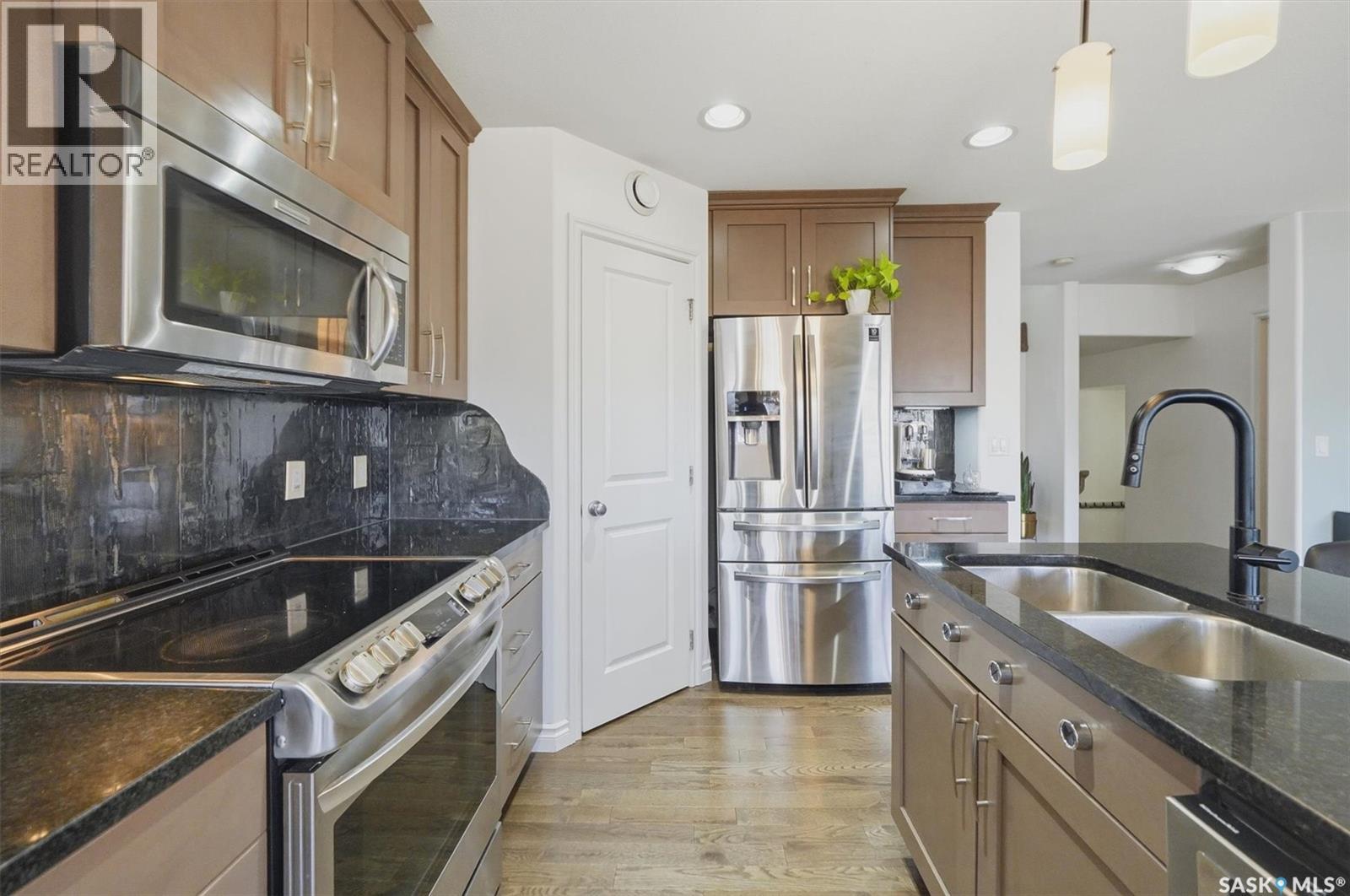 106 Wilkins CRESCENT - 4