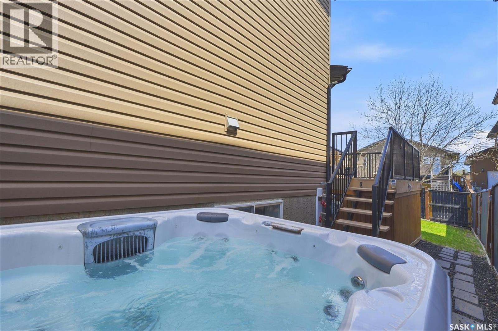 106 Wilkins CRESCENT - 49