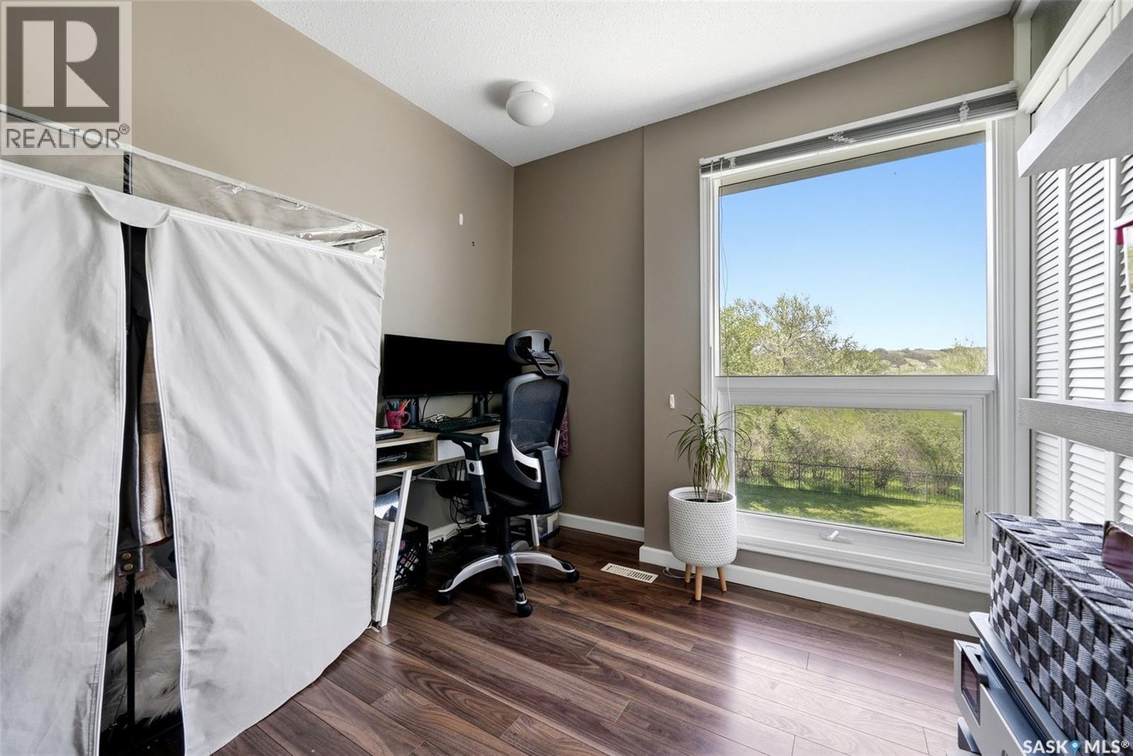 220 Qu'Appelle DRIVE W — photo 53