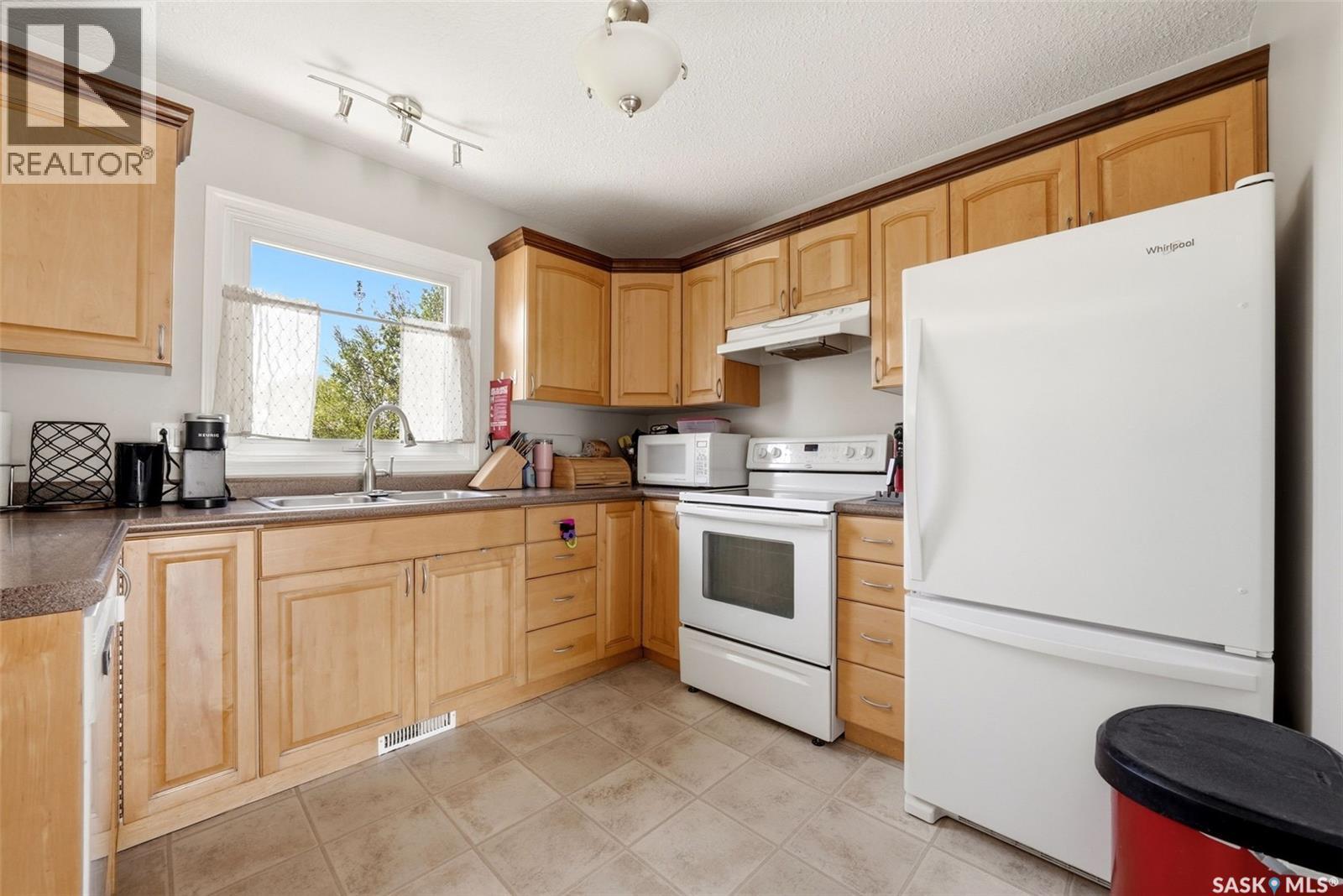 220 Qu'Appelle DRIVE W — photo 8