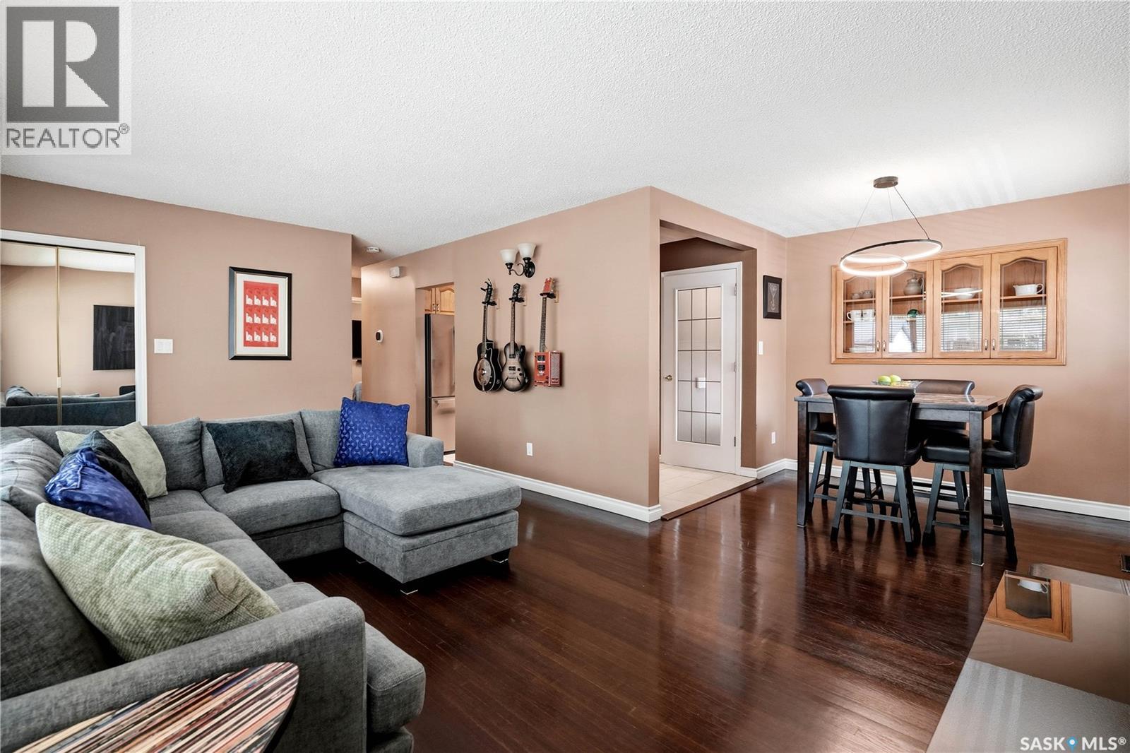 1120 Broadway AVENUE E - 7
