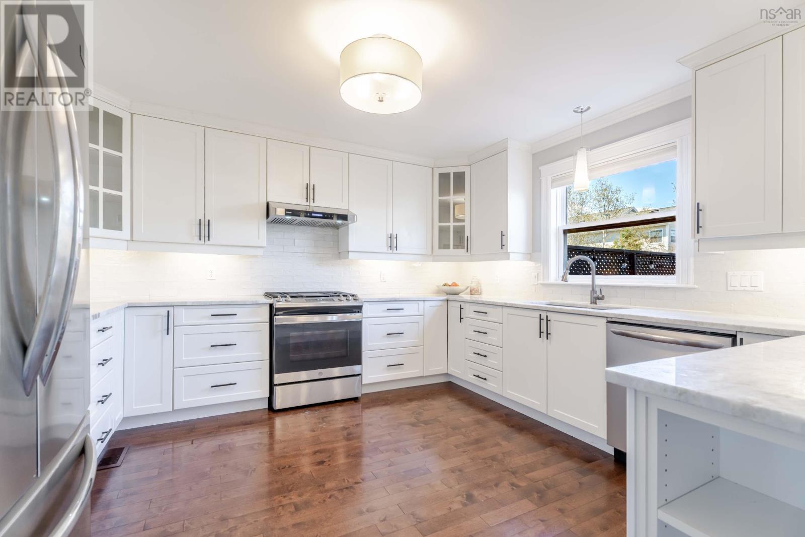 276 Rutledge Street - 9