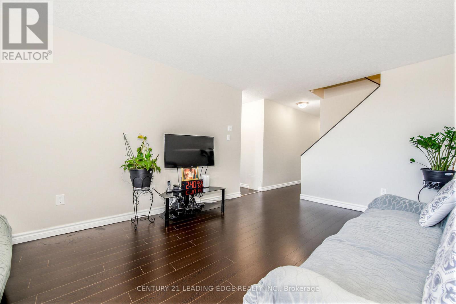 #307 55 SUNNY GLENWAY - 23