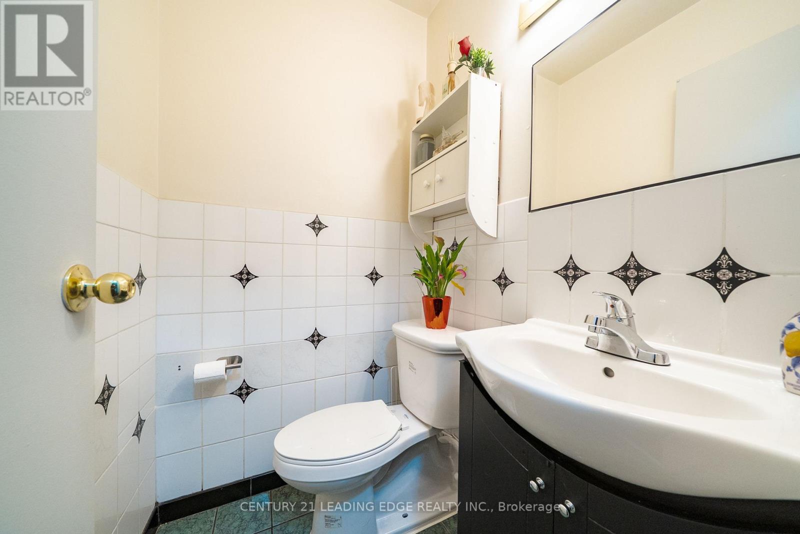 #307 55 SUNNY GLENWAY - 24