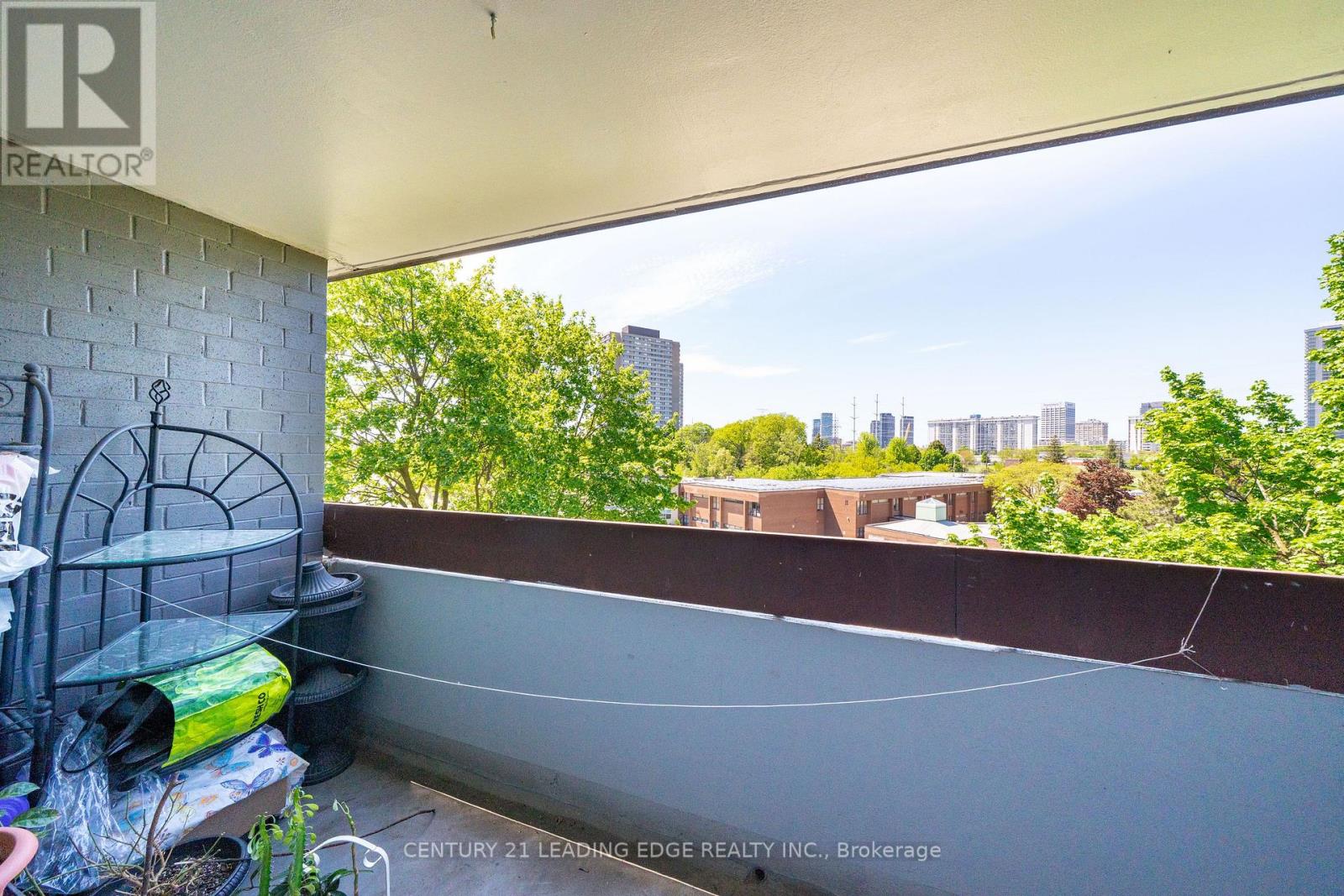 #307 55 SUNNY GLENWAY - 29