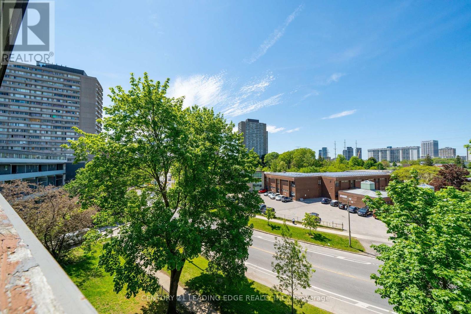 #307 55 SUNNY GLENWAY - 40