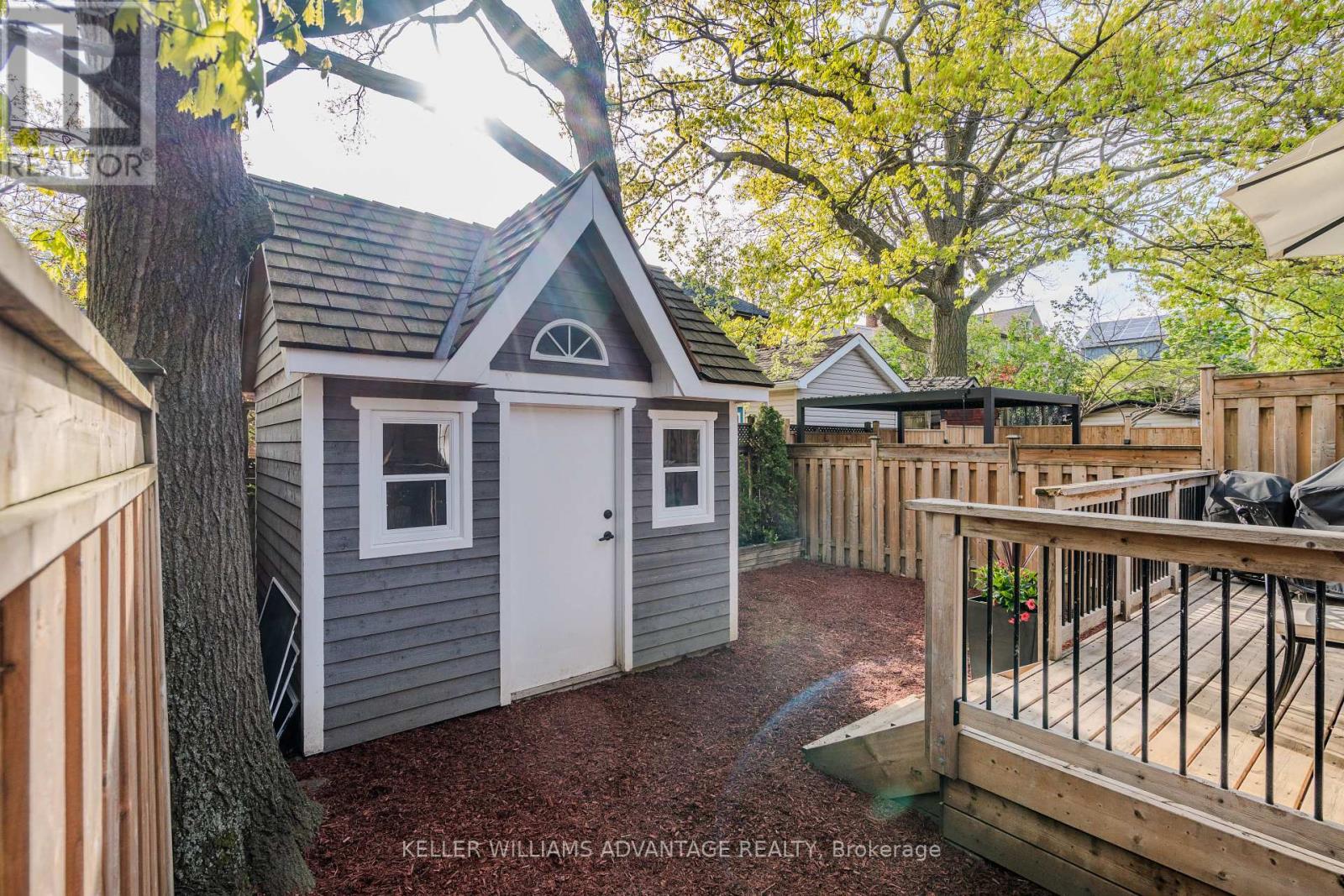 148 WARDEN AVENUE - 31