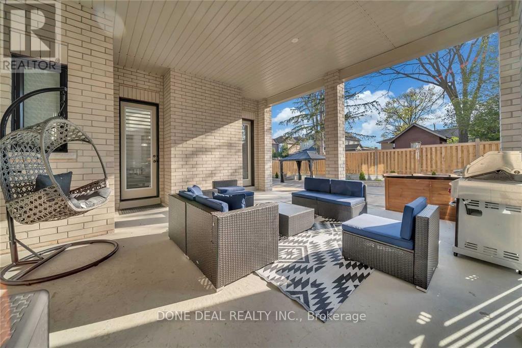 1805 GRAYABBEY COURT - 37