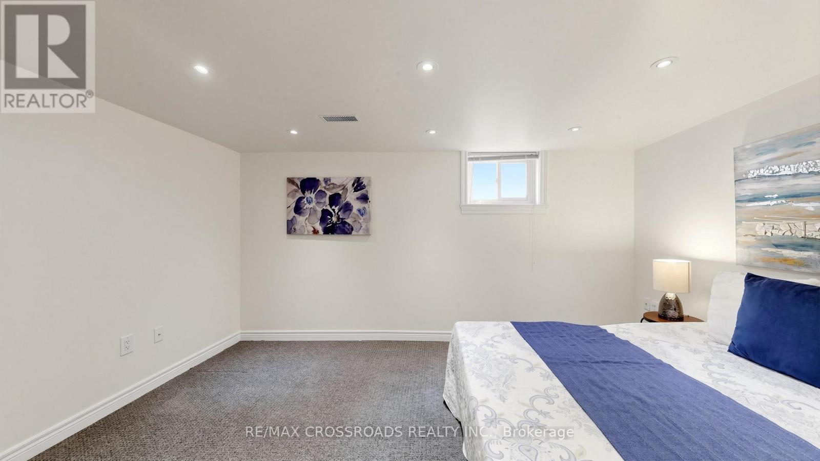 63 FLORA DRIVE - 38