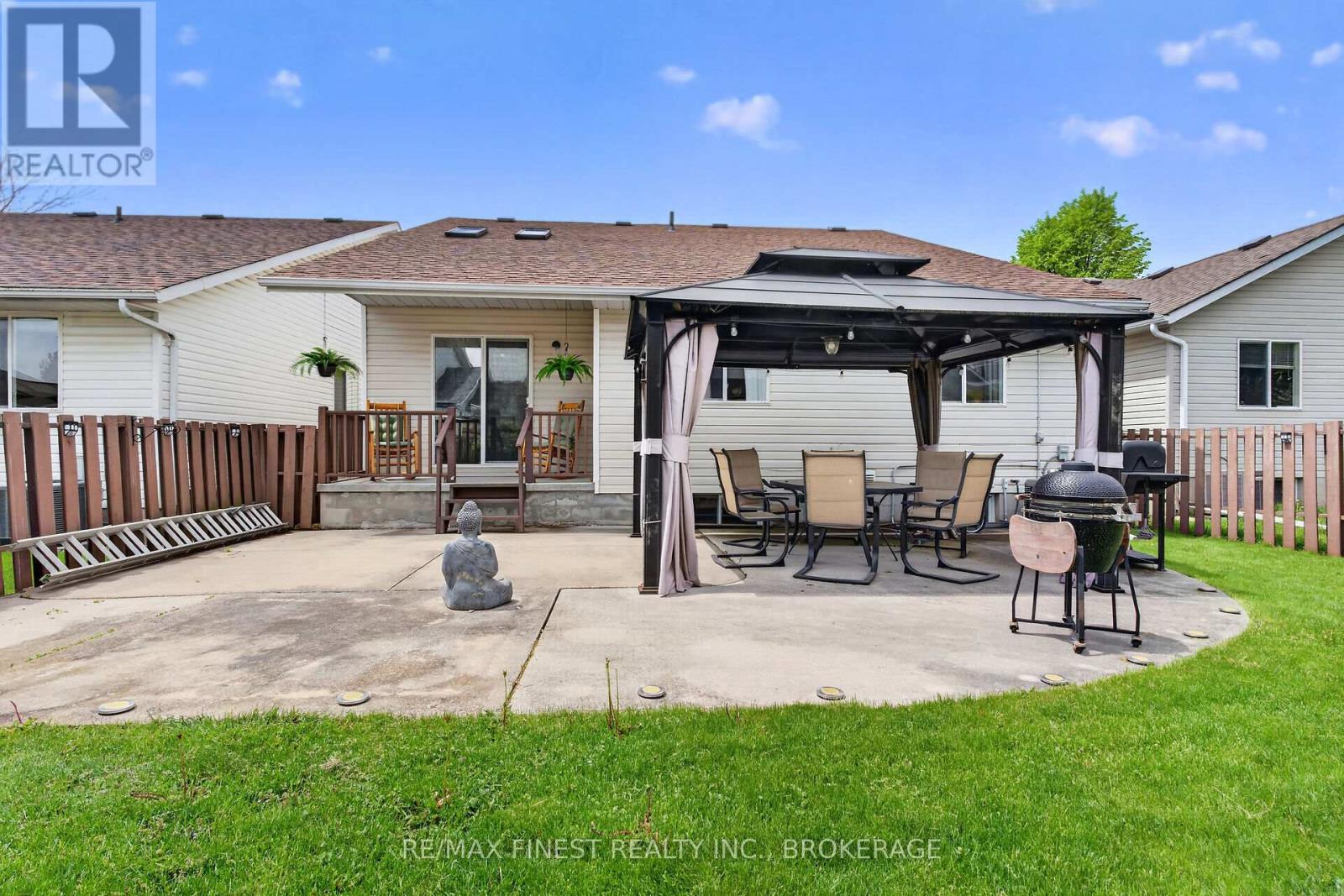 604 FREEMAN CRESCENT - 36